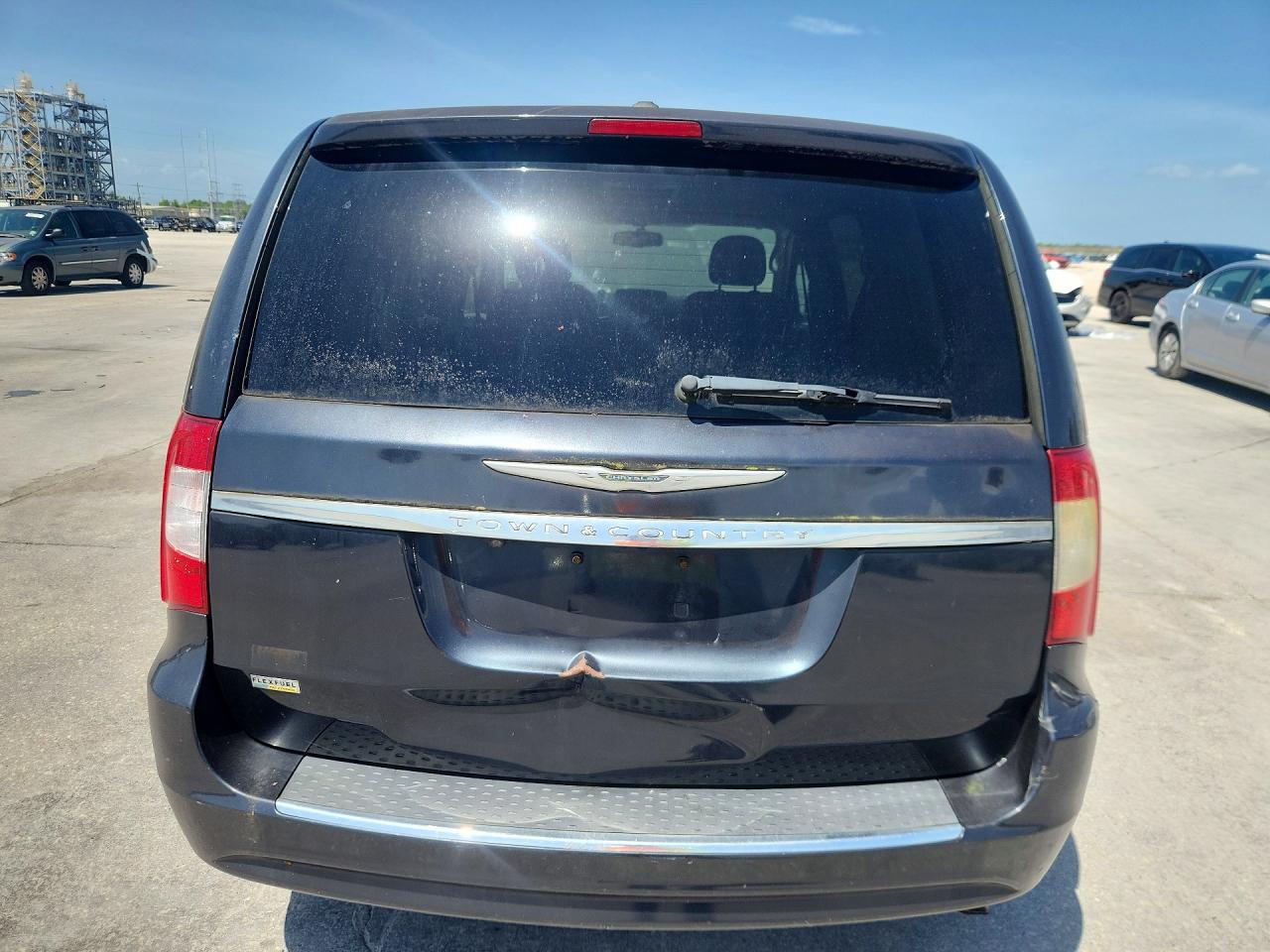 2014 Chrysler Town & Country Touring Blue vin: 2C4RC1BG1ER270849