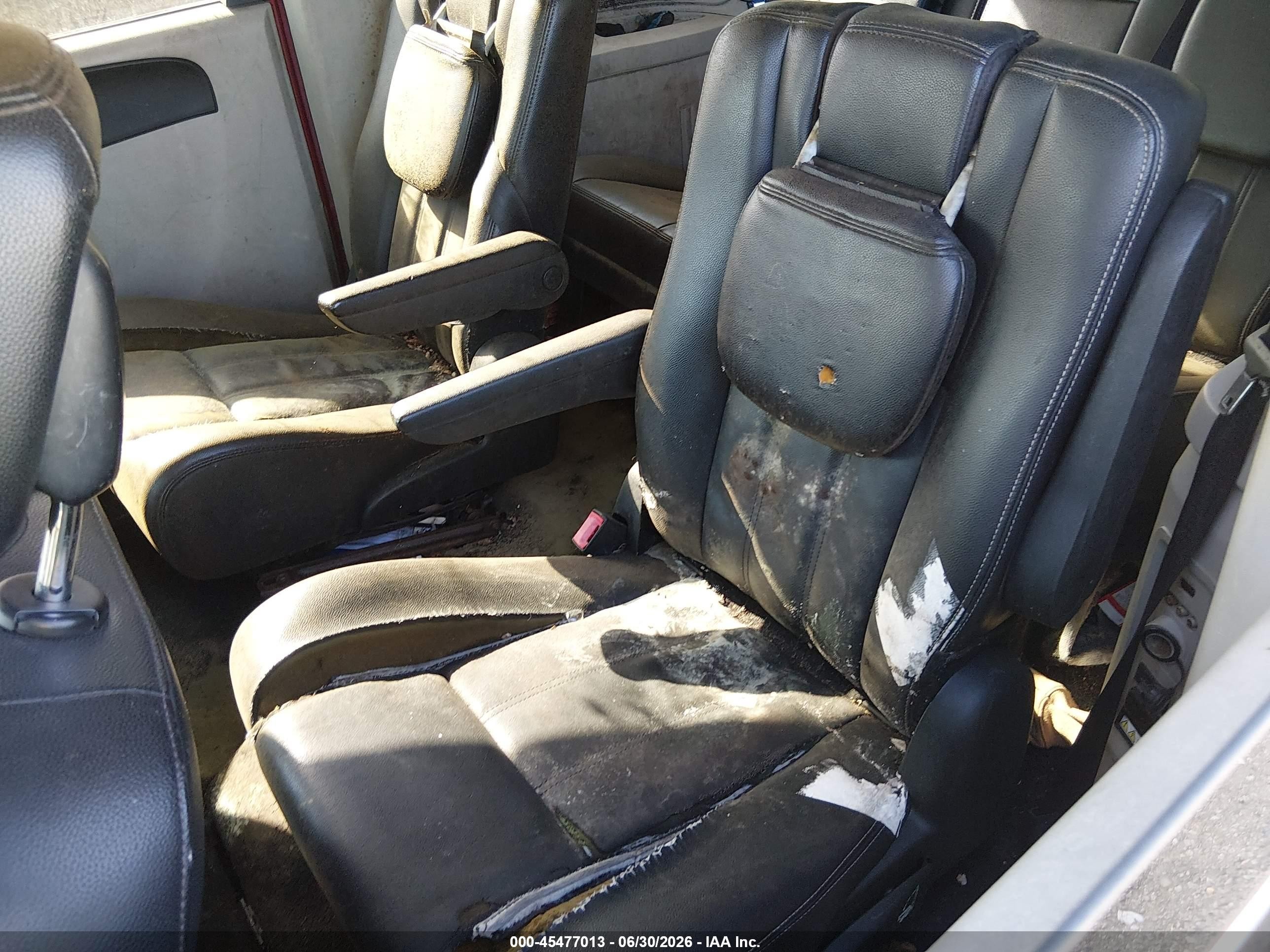 2014 Chrysler Town & Country Touring Maroon vin: 2C4RC1BG1ER293175