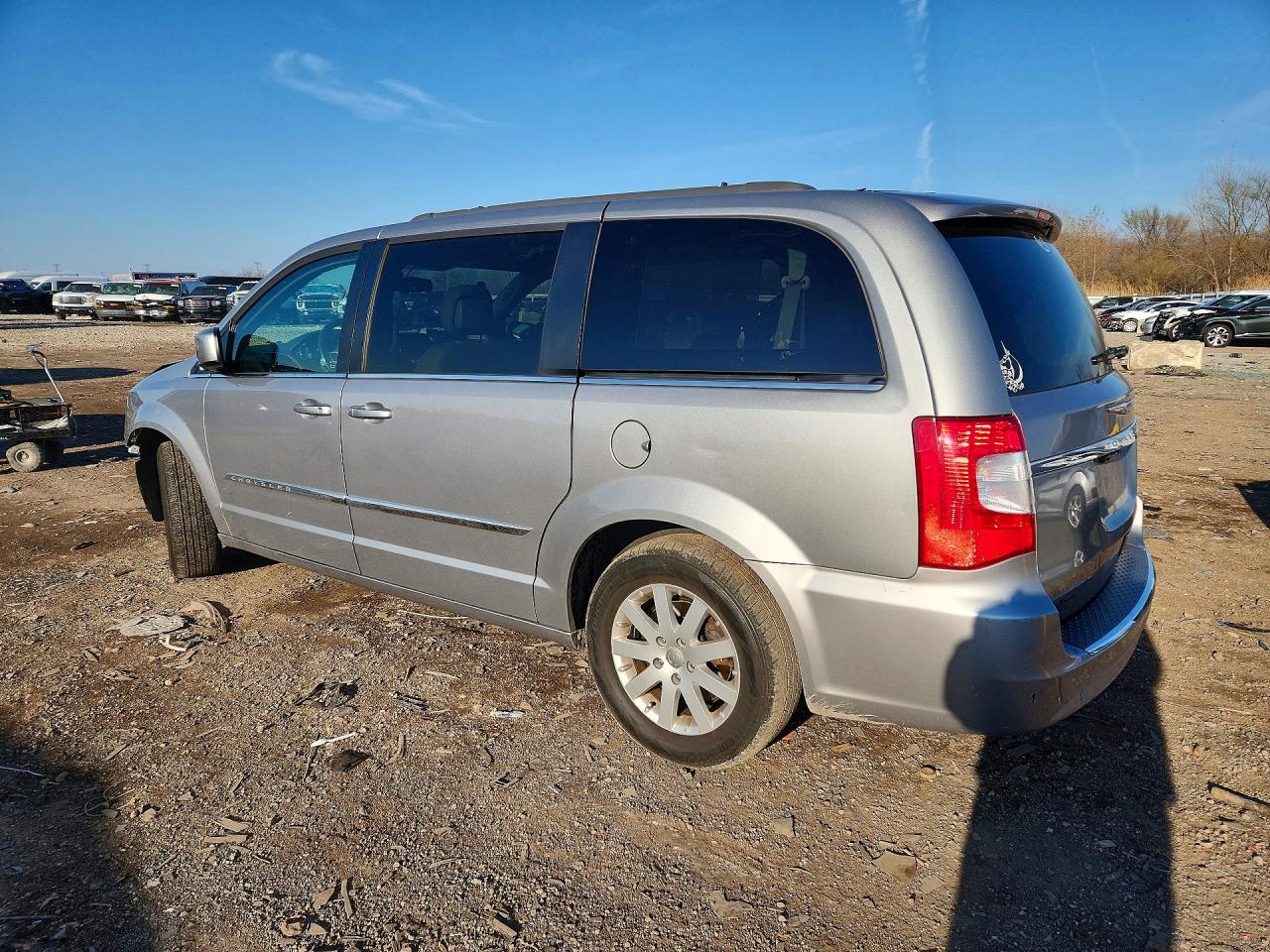 2014 Chrysler Town & Country Touring Silver vin: 2C4RC1BG1ER364844