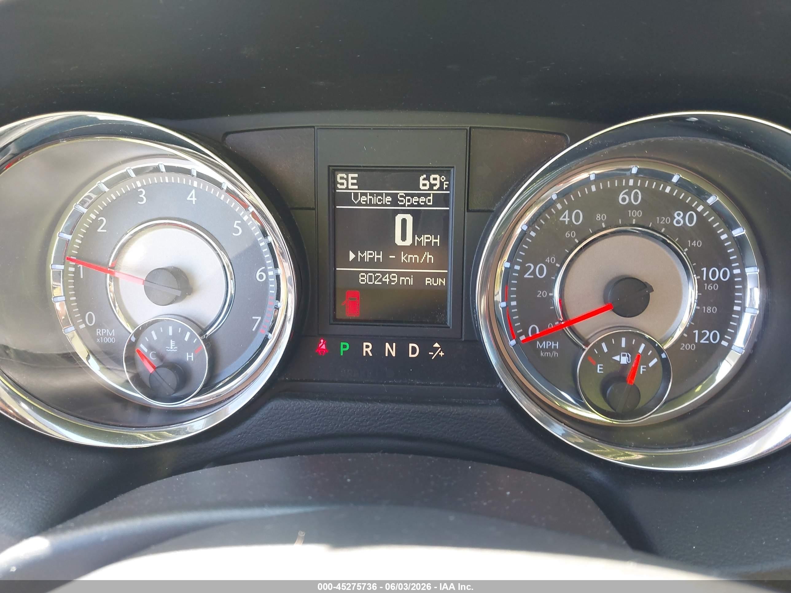 2015 Chrysler Town & Country Touring White vin: 2C4RC1BG1FR638206