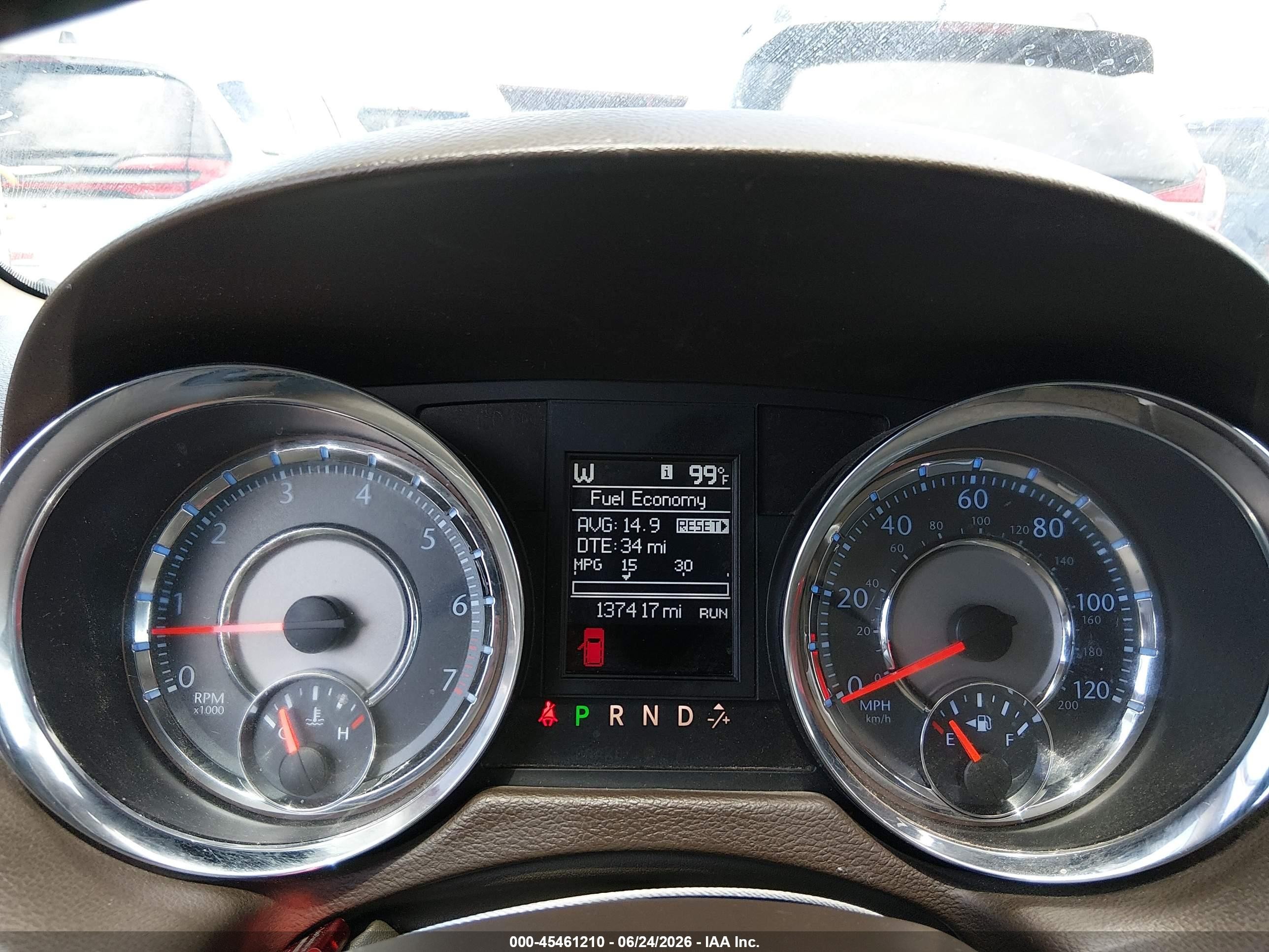 2015 Chrysler Town & Country Touring Maroon vin: 2C4RC1BG1FR753419