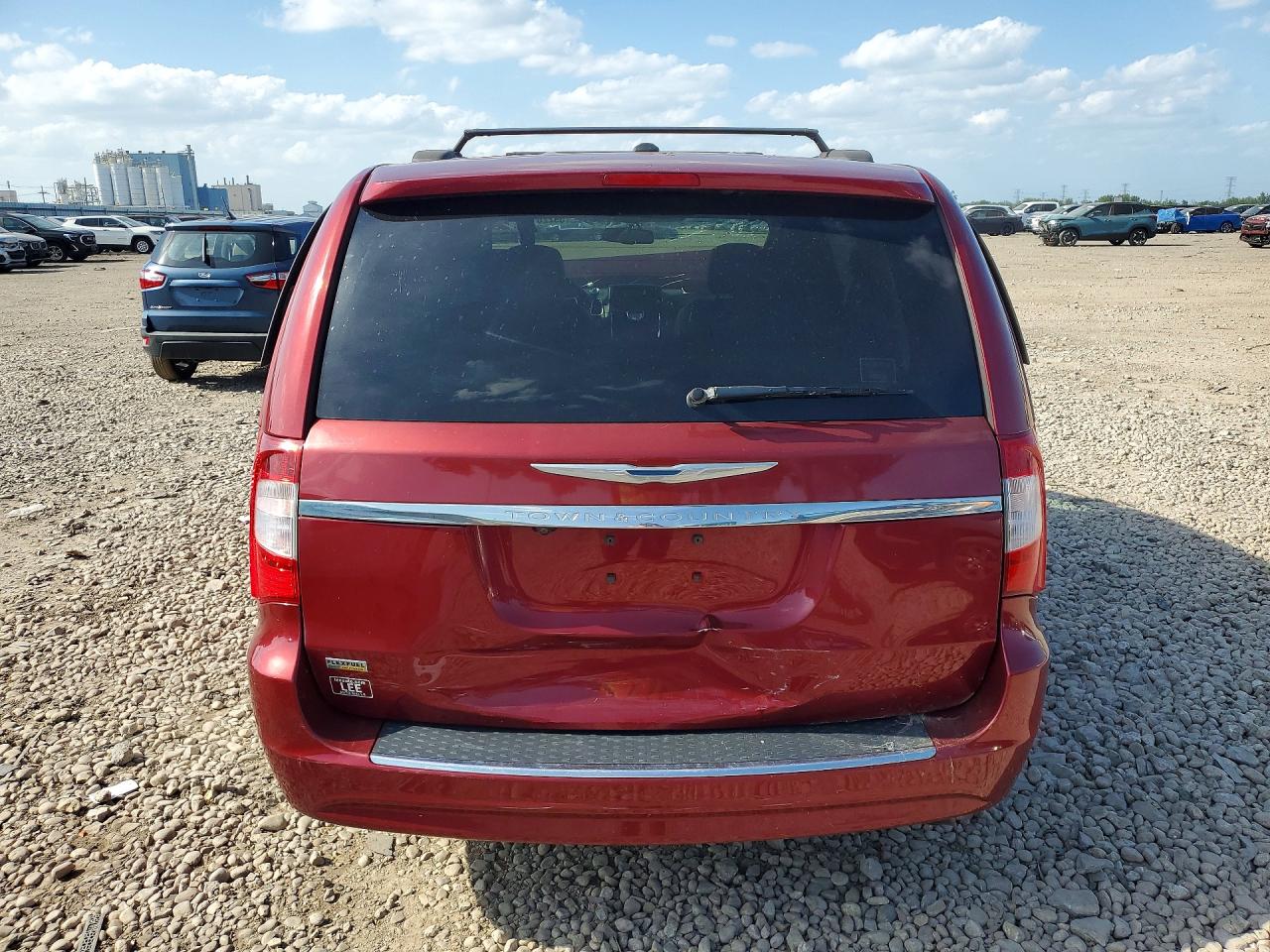2016 Chrysler Town & Country Touring Red vin: 2C4RC1BG1GR294846