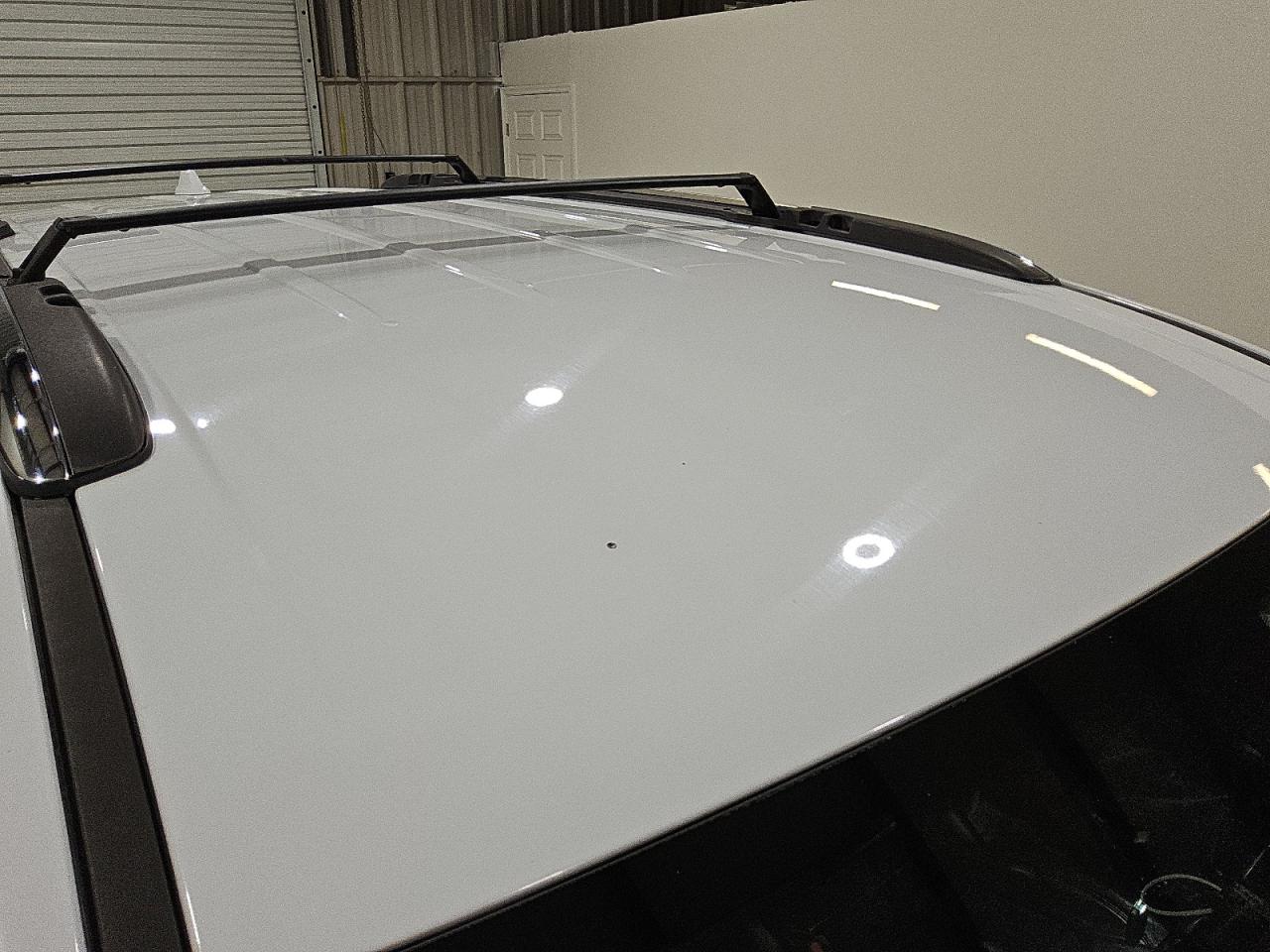 2019 Chrysler Pacifica Touring L Белый vin: 2C4RC1BG1KR624980 Damage: Hood, Chipped, 1