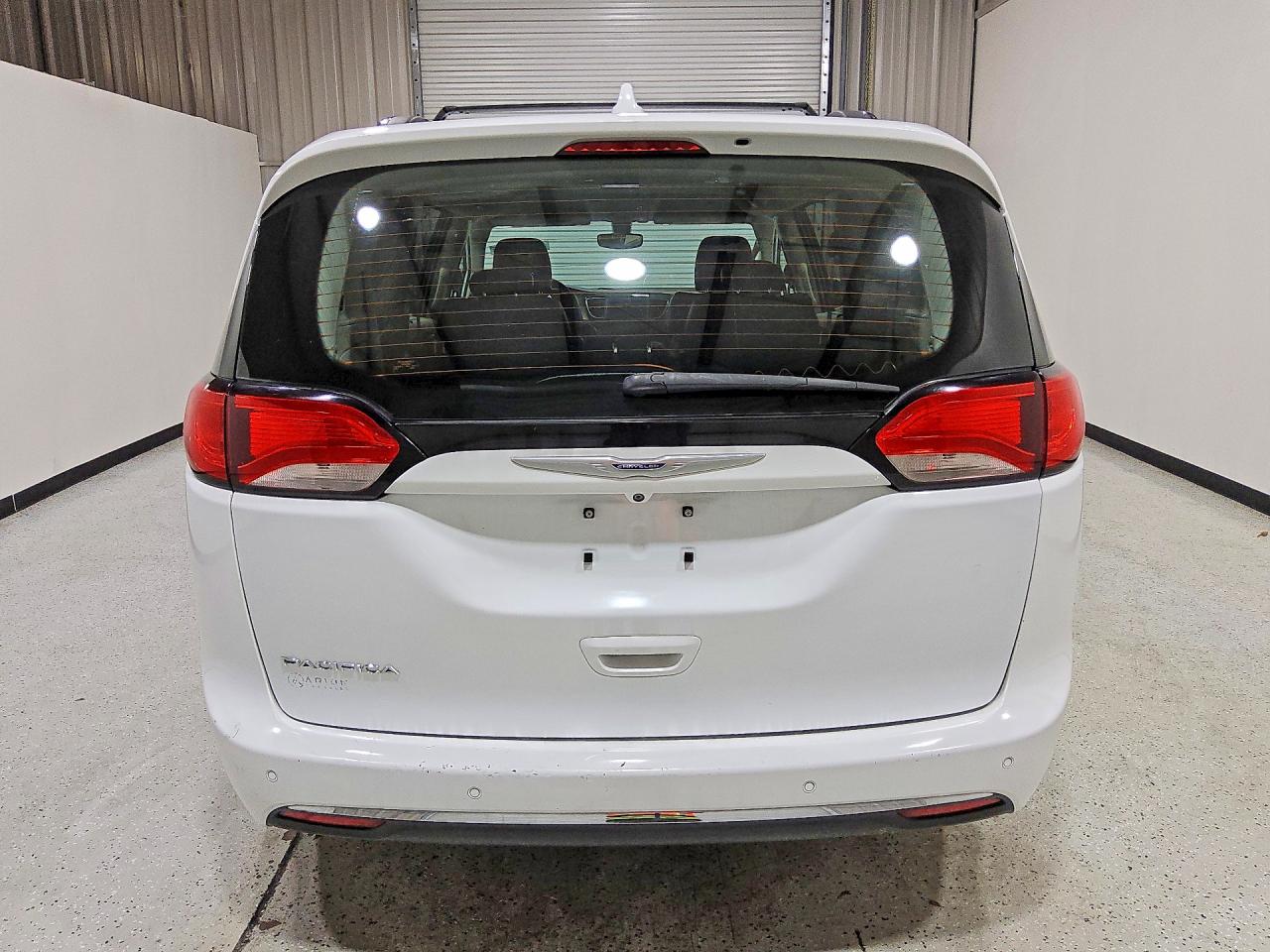 2019 Chrysler Pacifica Touring L Белый vin: 2C4RC1BG1KR624980