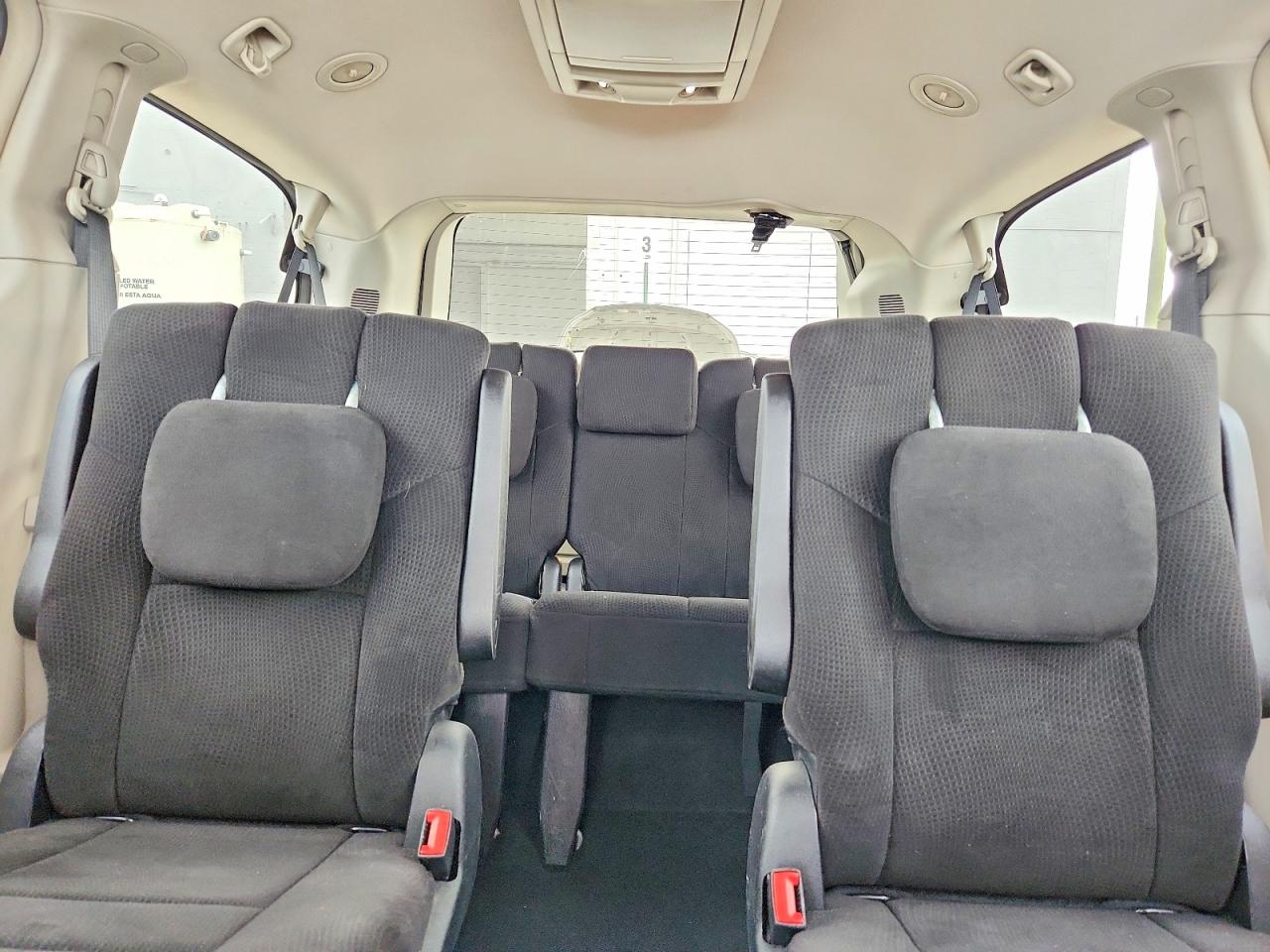 2012 Chrysler Town & Country Touring Серебряный vin: 2C4RC1BG2CR125879