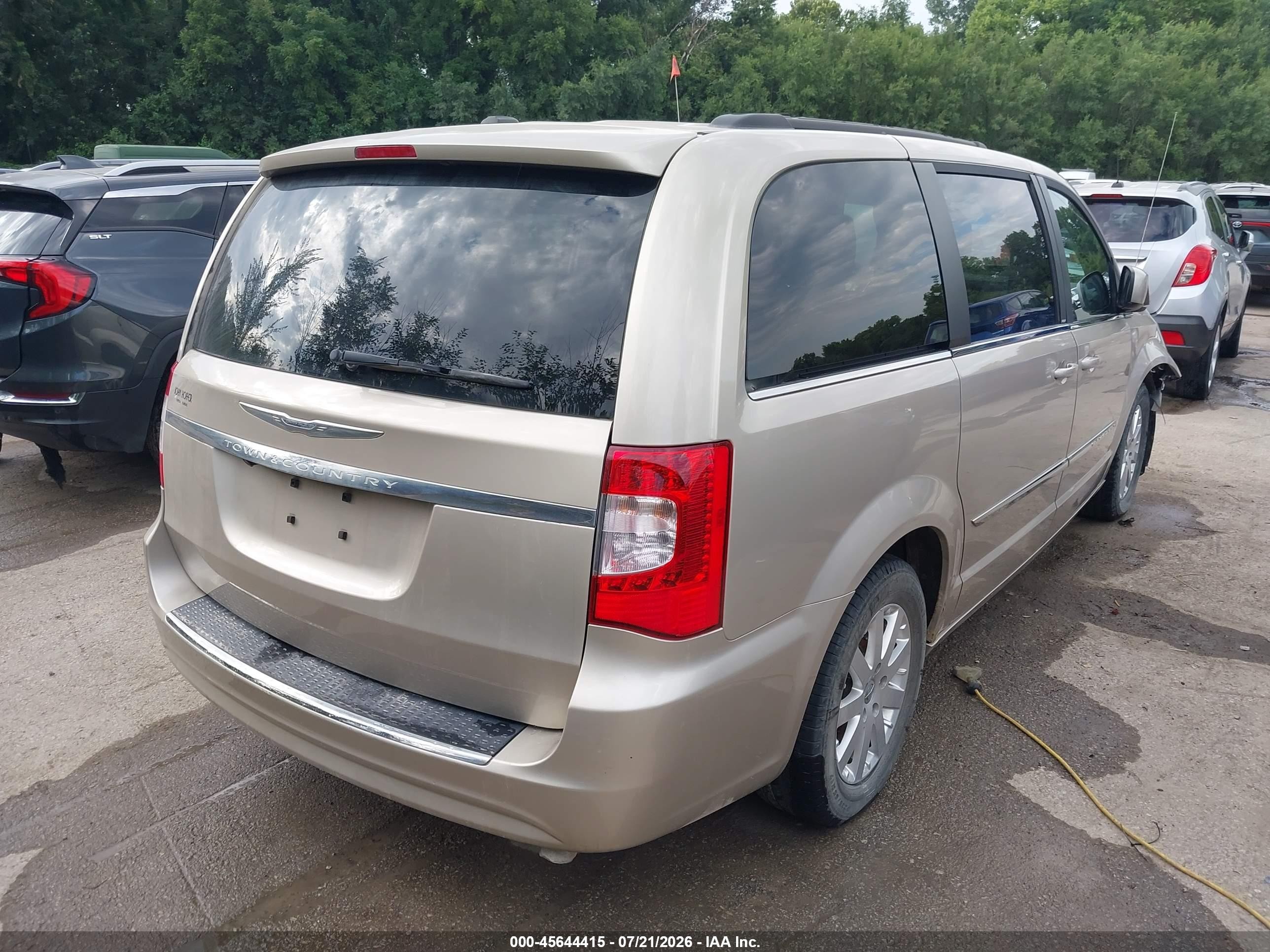 2012 Chrysler Town & Country Touring Gold vin: 2C4RC1BG2CR237615