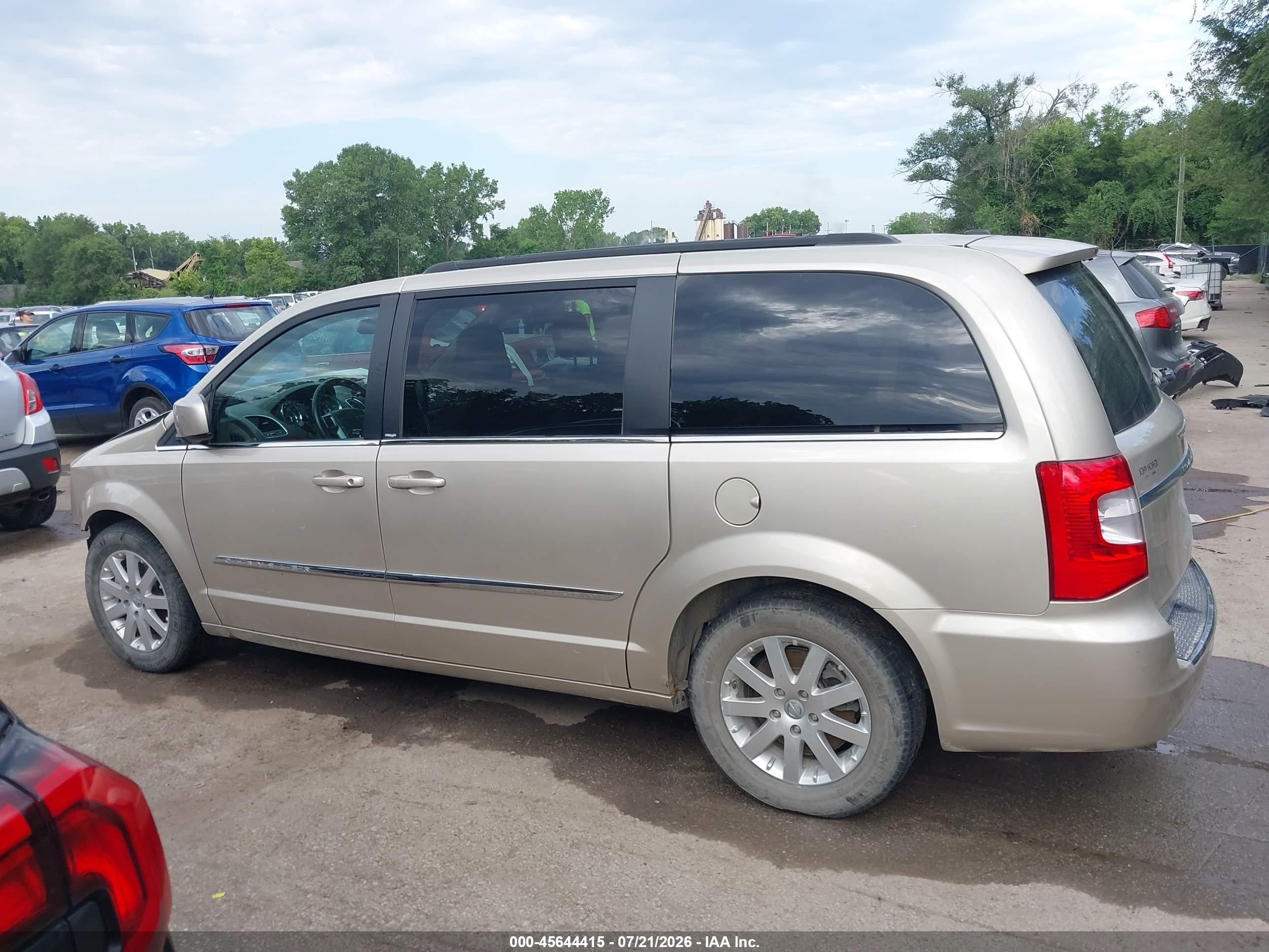 2012 Chrysler Town & Country Touring Gold vin: 2C4RC1BG2CR237615