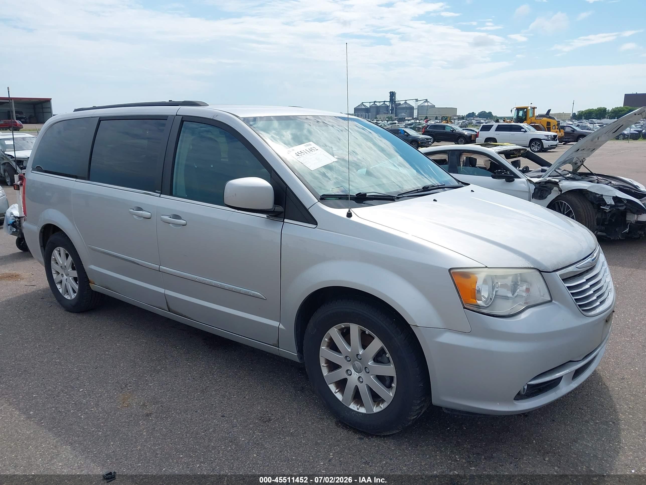 2012 Chrysler Town & Country Touring Серебряный vin: 2C4RC1BG2CR266757