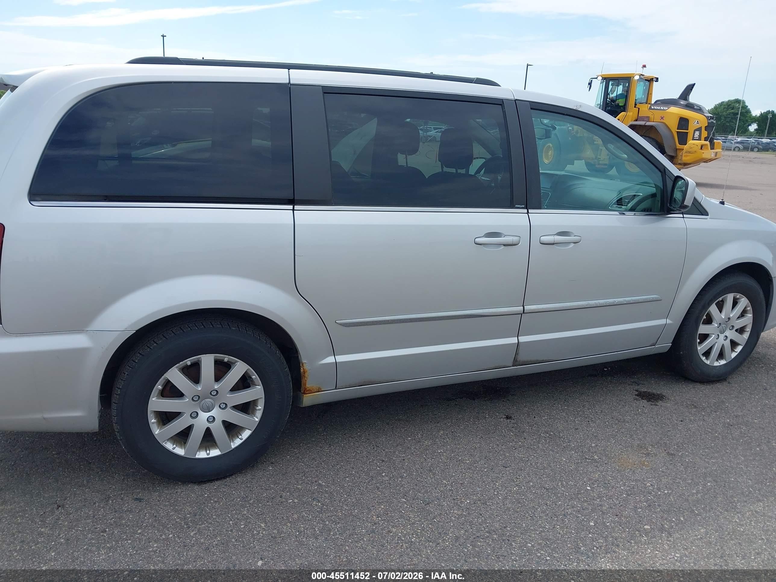 2012 Chrysler Town & Country Touring Серебряный vin: 2C4RC1BG2CR266757