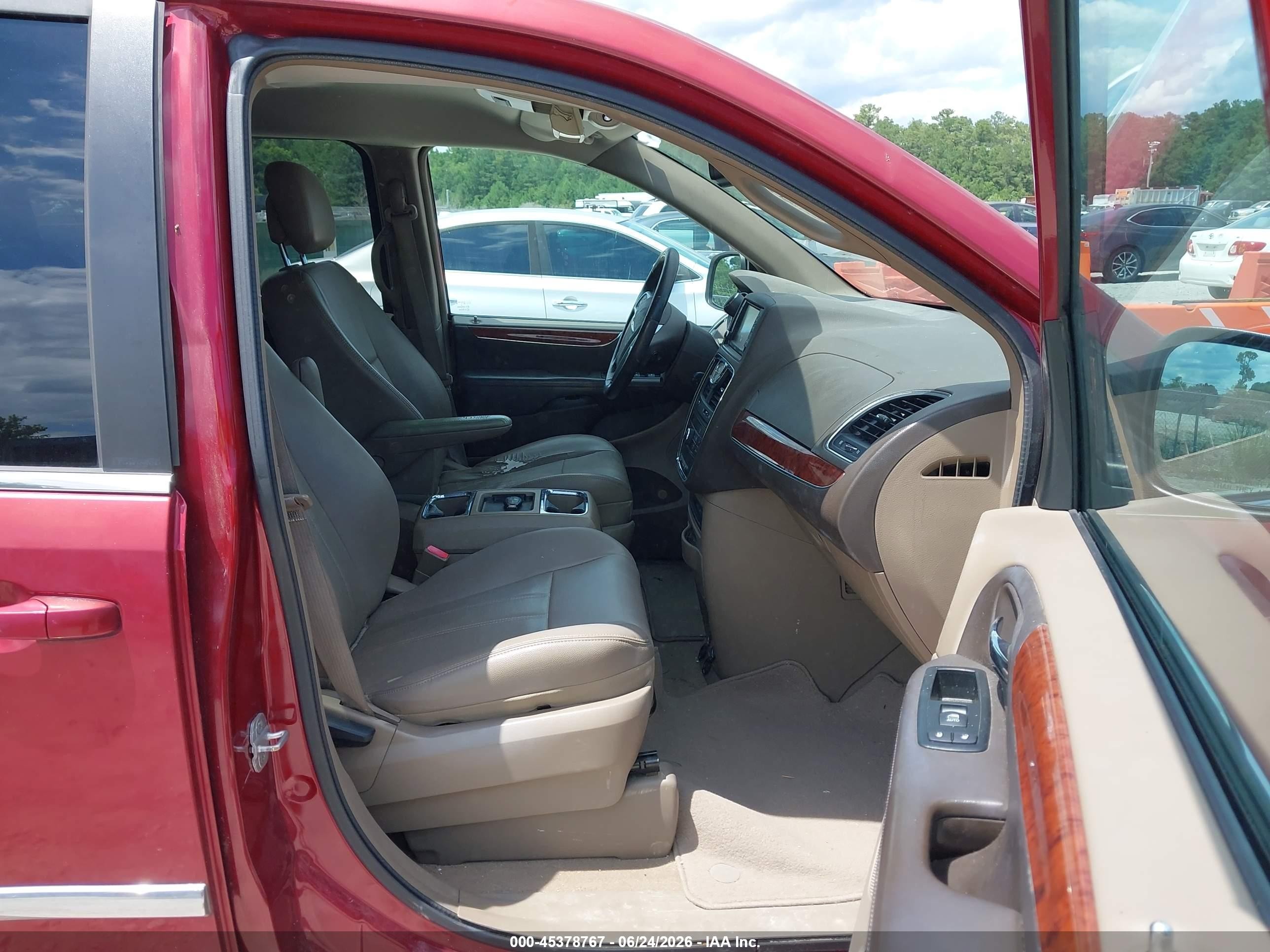 2013 Chrysler Town & Country Touring Красный vin: 2C4RC1BG2DR509825