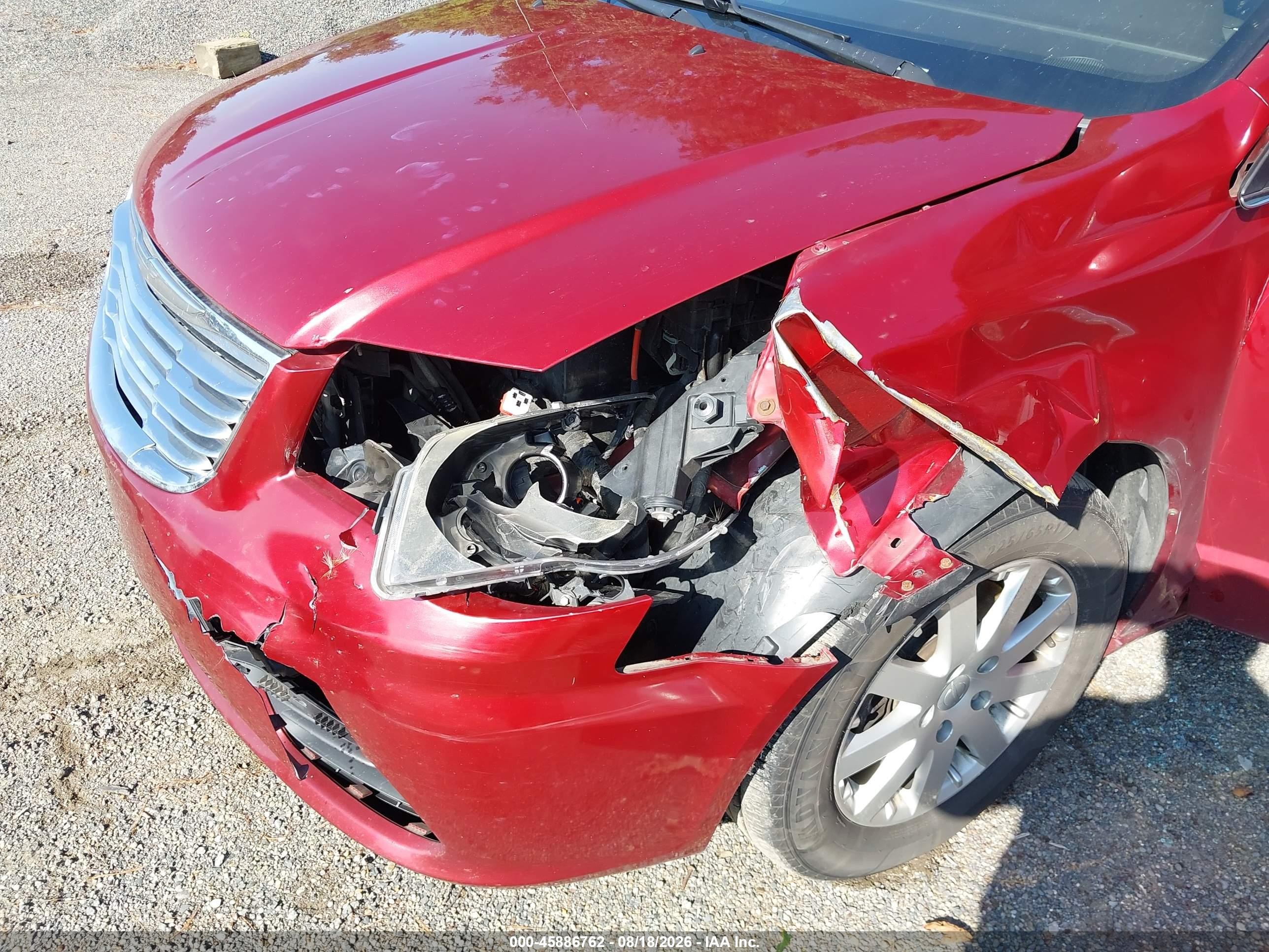 2013 Chrysler Town & Country Touring Red vin: 2C4RC1BG2DR604062