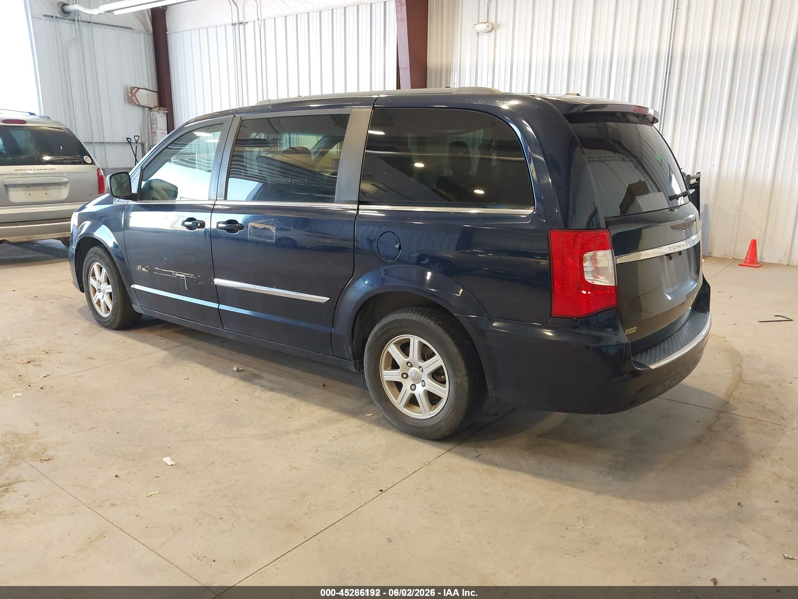 2013 Chrysler Town & Country Touring Blue vin: 2C4RC1BG2DR630306