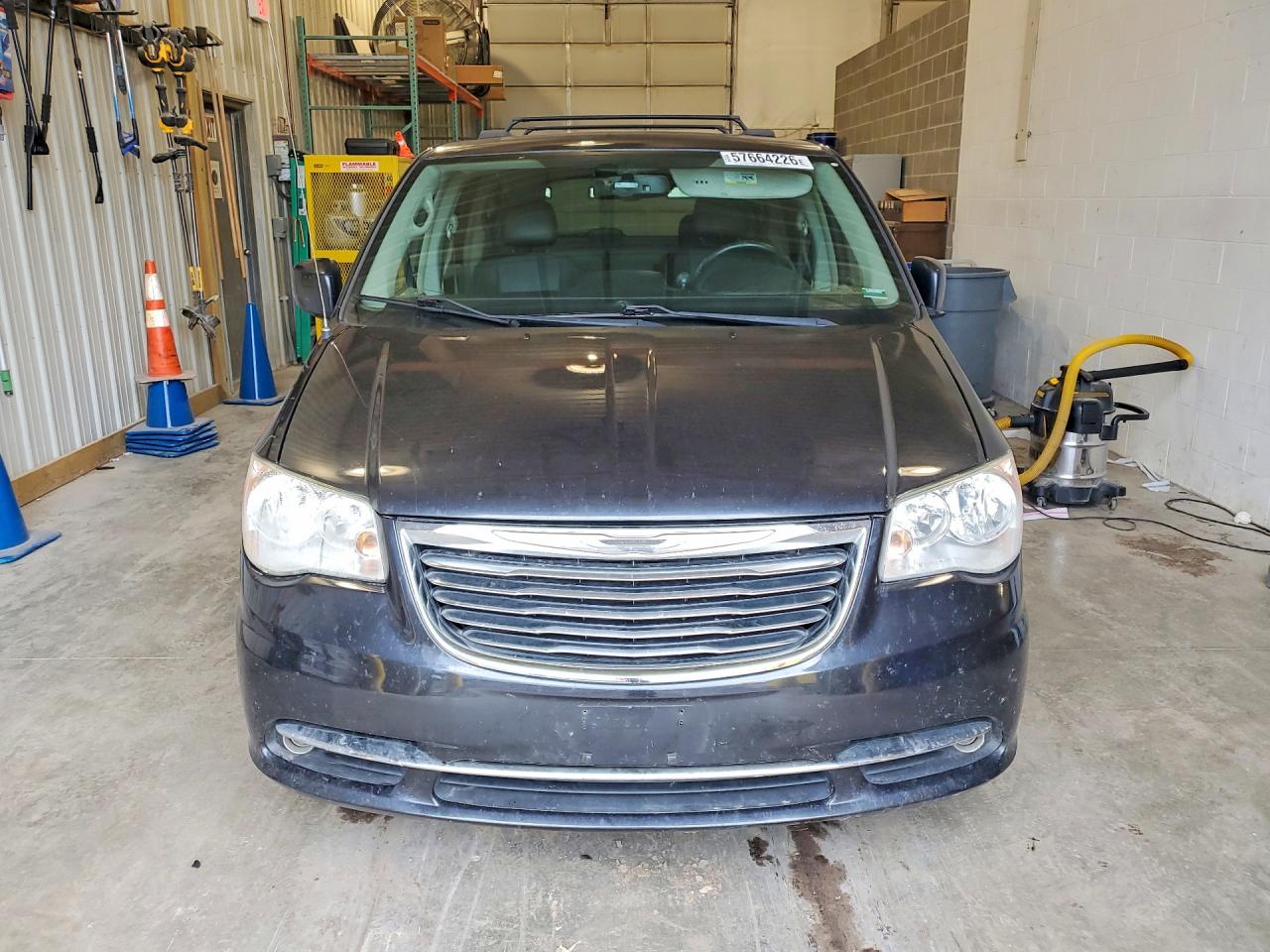 2013 Chrysler Town & Country Touring Gray vin: 2C4RC1BG2DR630743