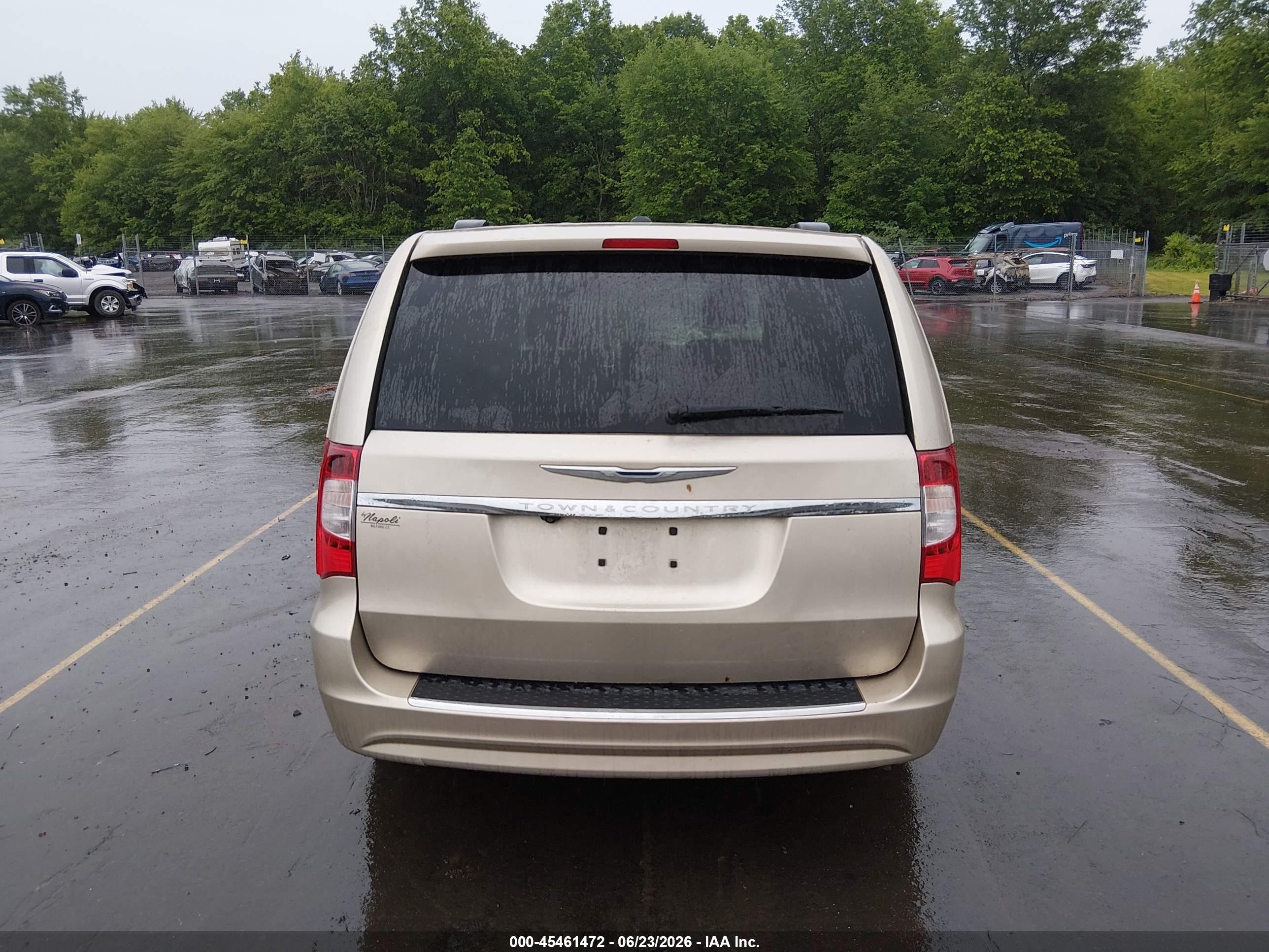 2013 Chrysler Town & Country Touring Gold vin: 2C4RC1BG2DR646876