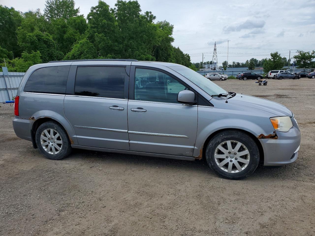 2013 Chrysler Town & Country Touring Серебряный vin: 2C4RC1BG2DR670904