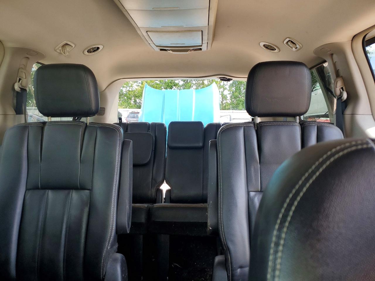 2013 Chrysler Town & Country Touring Gold vin: 2C4RC1BG2DR675195