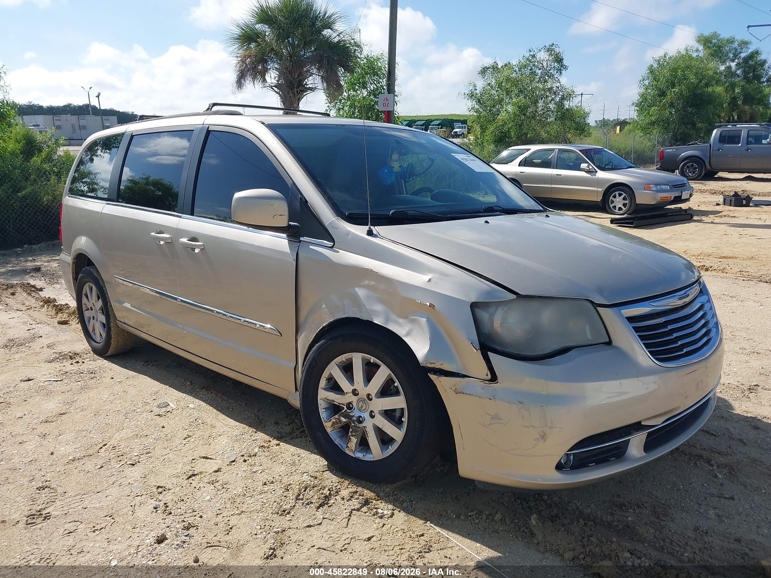 2013 Chrysler Town & Country Touring Gold vin: 2C4RC1BG2DR691235