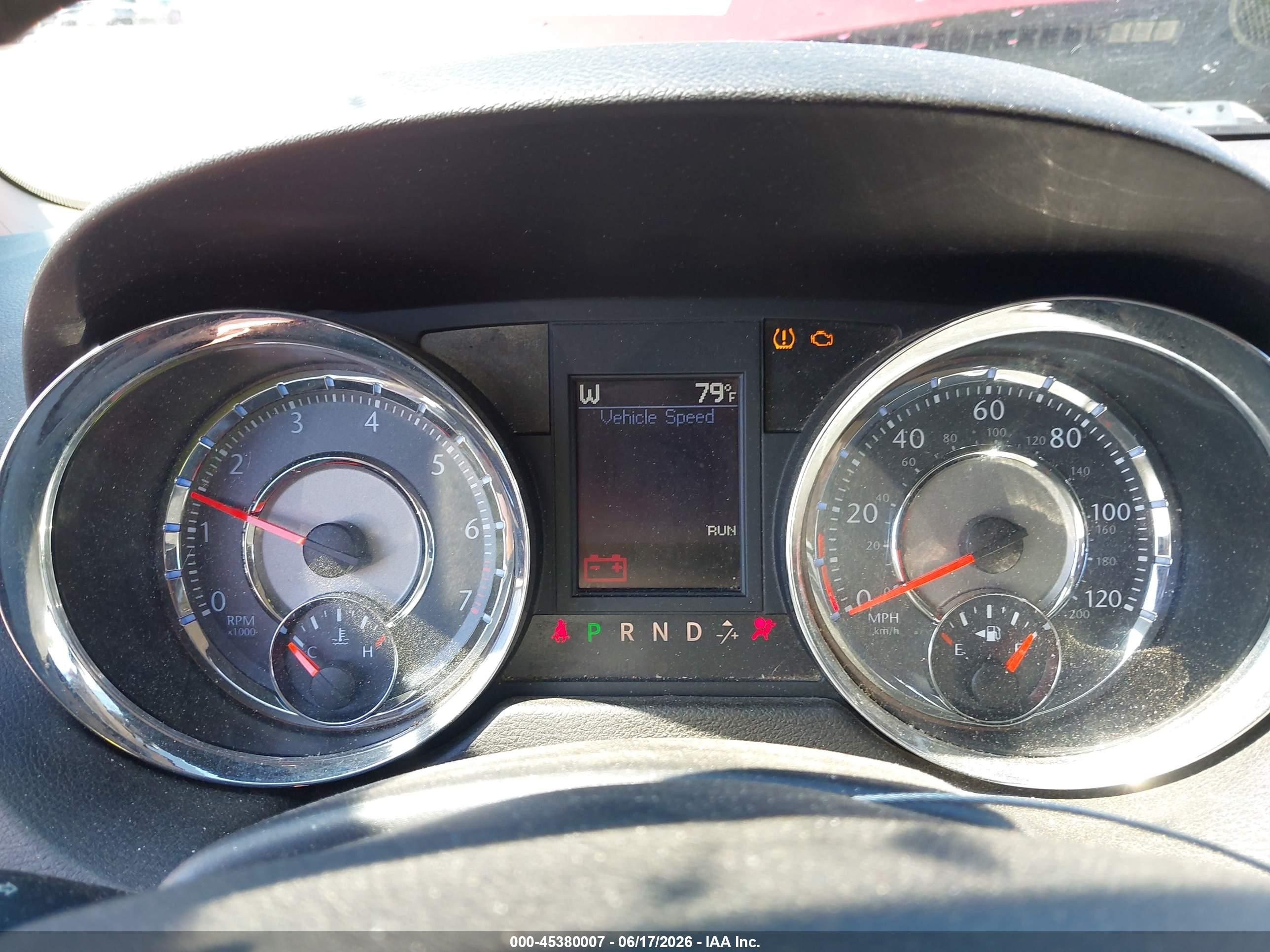 2013 Chrysler Town & Country Touring Red vin: 2C4RC1BG2DR767083