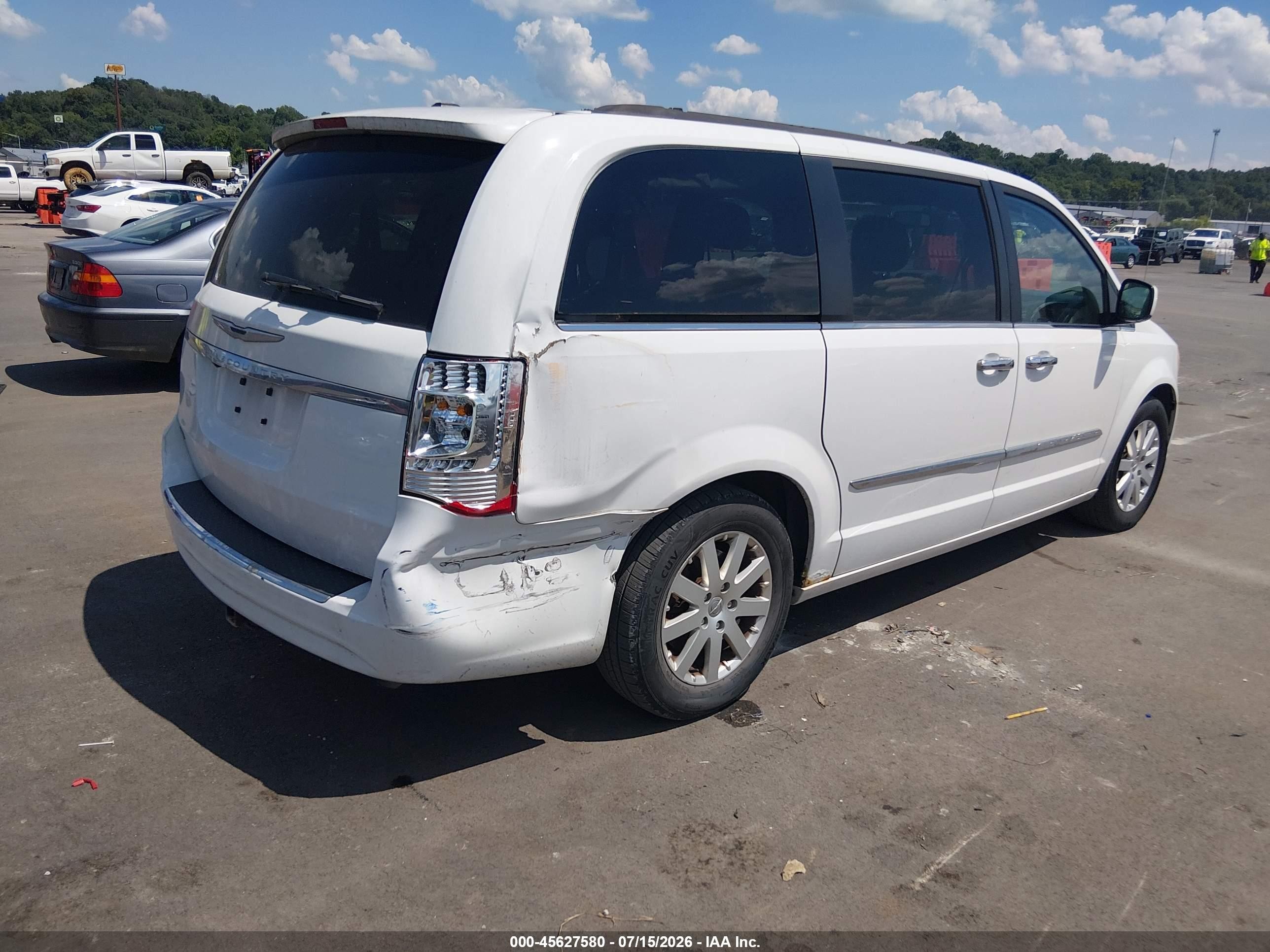 2013 Chrysler Town & Country Touring Белый vin: 2C4RC1BG2DR815147
