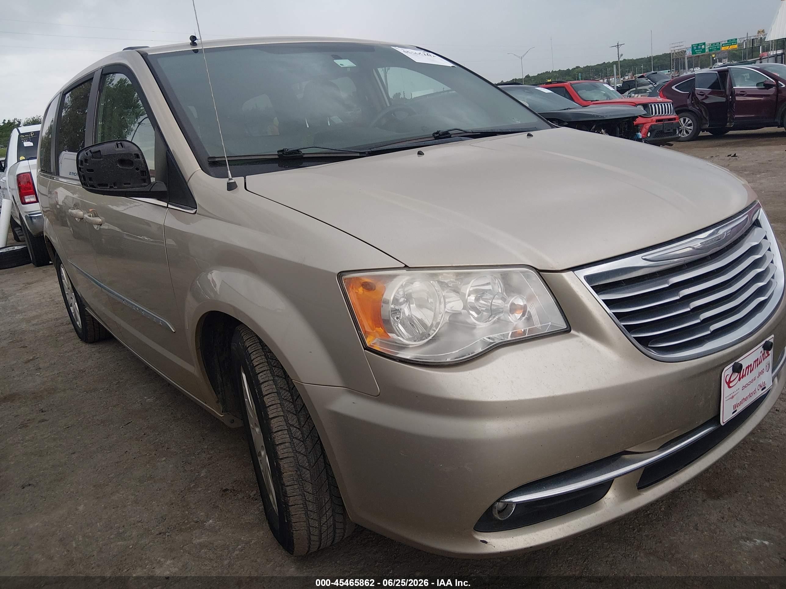 2014 Chrysler Town & Country Touring Tan vin: 2C4RC1BG2ER131264