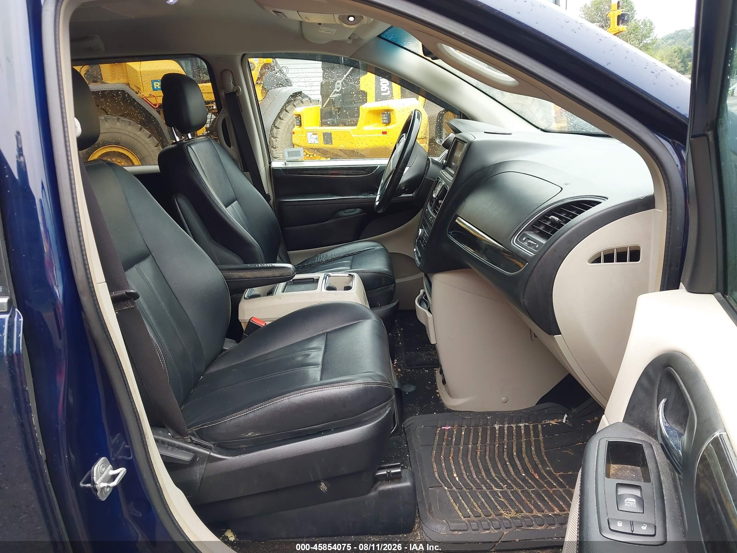2014 Chrysler Town & Country Touring Blue vin: 2C4RC1BG2ER160411