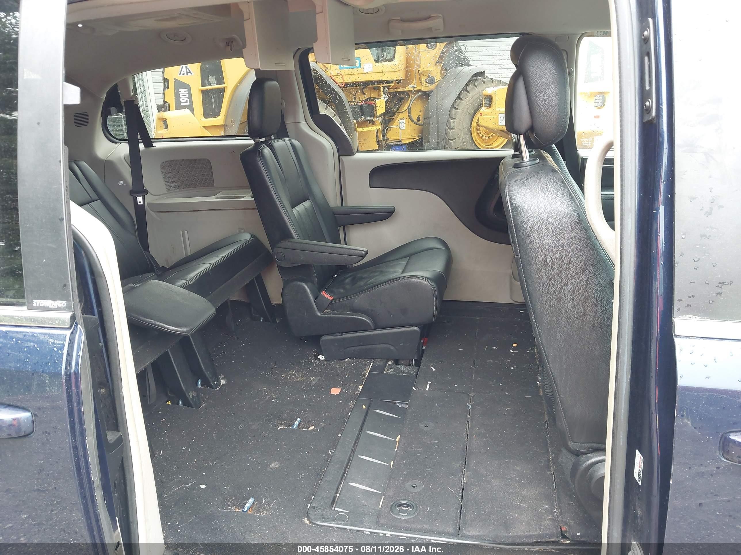 2014 Chrysler Town & Country Touring Blue vin: 2C4RC1BG2ER160411