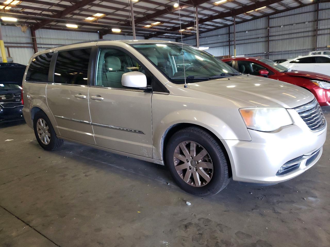 2014 Chrysler Town & Country Touring Бежевый vin: 2C4RC1BG2ER172395