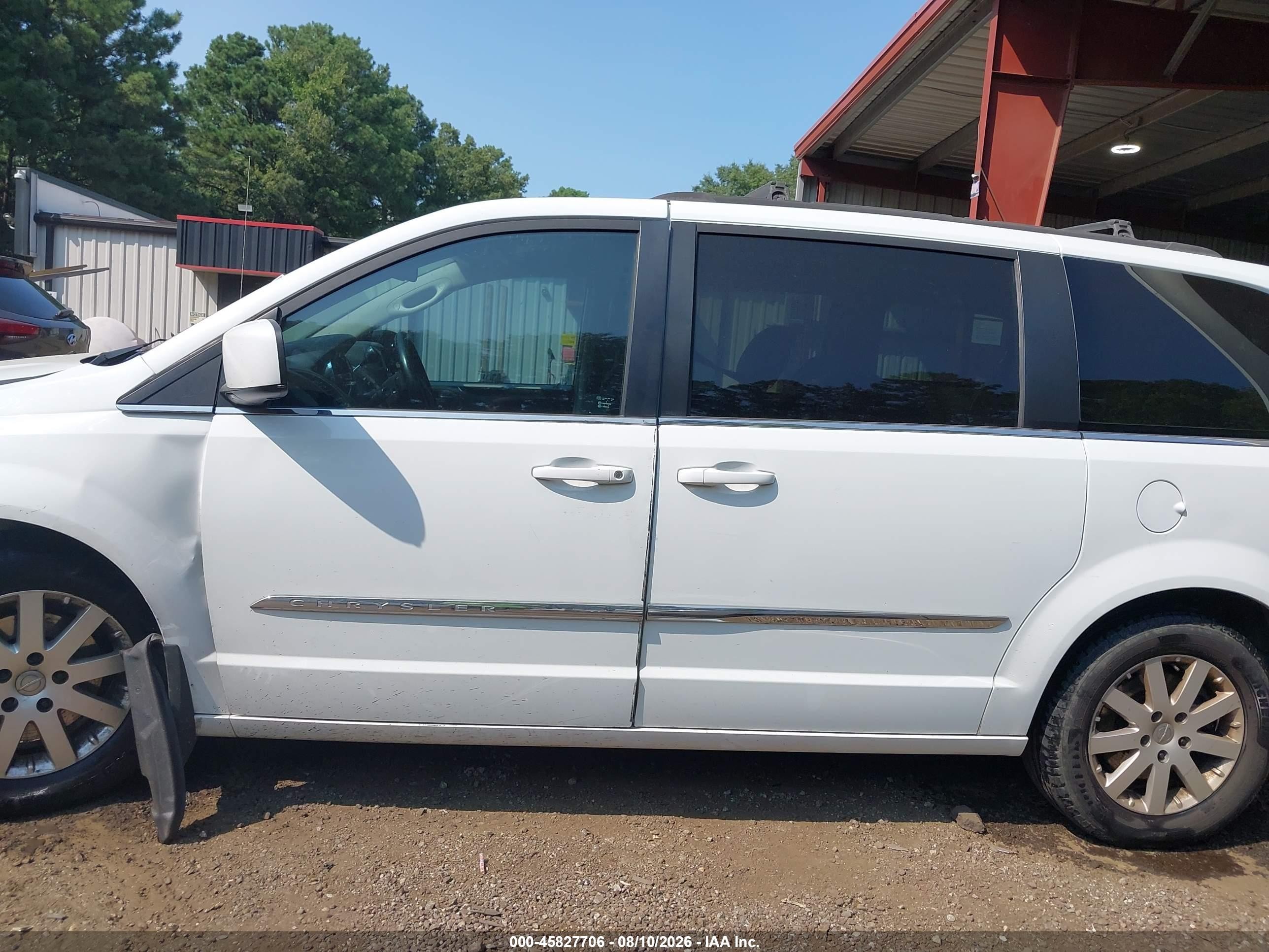 2014 Chrysler Town & Country Touring Белый vin: 2C4RC1BG2ER211227