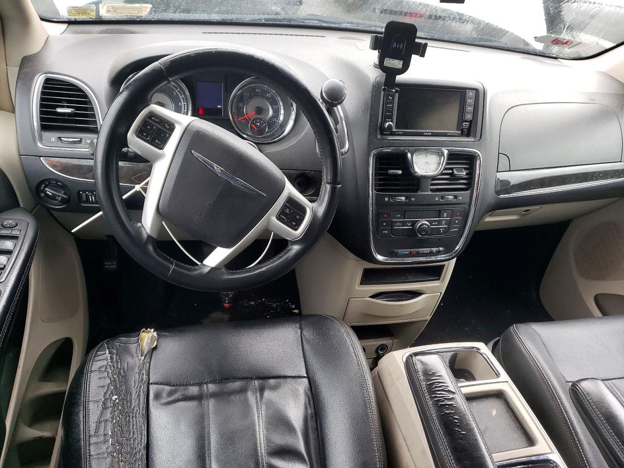 2014 Chrysler Town & Country Touring Silver vin: 2C4RC1BG2ER220977