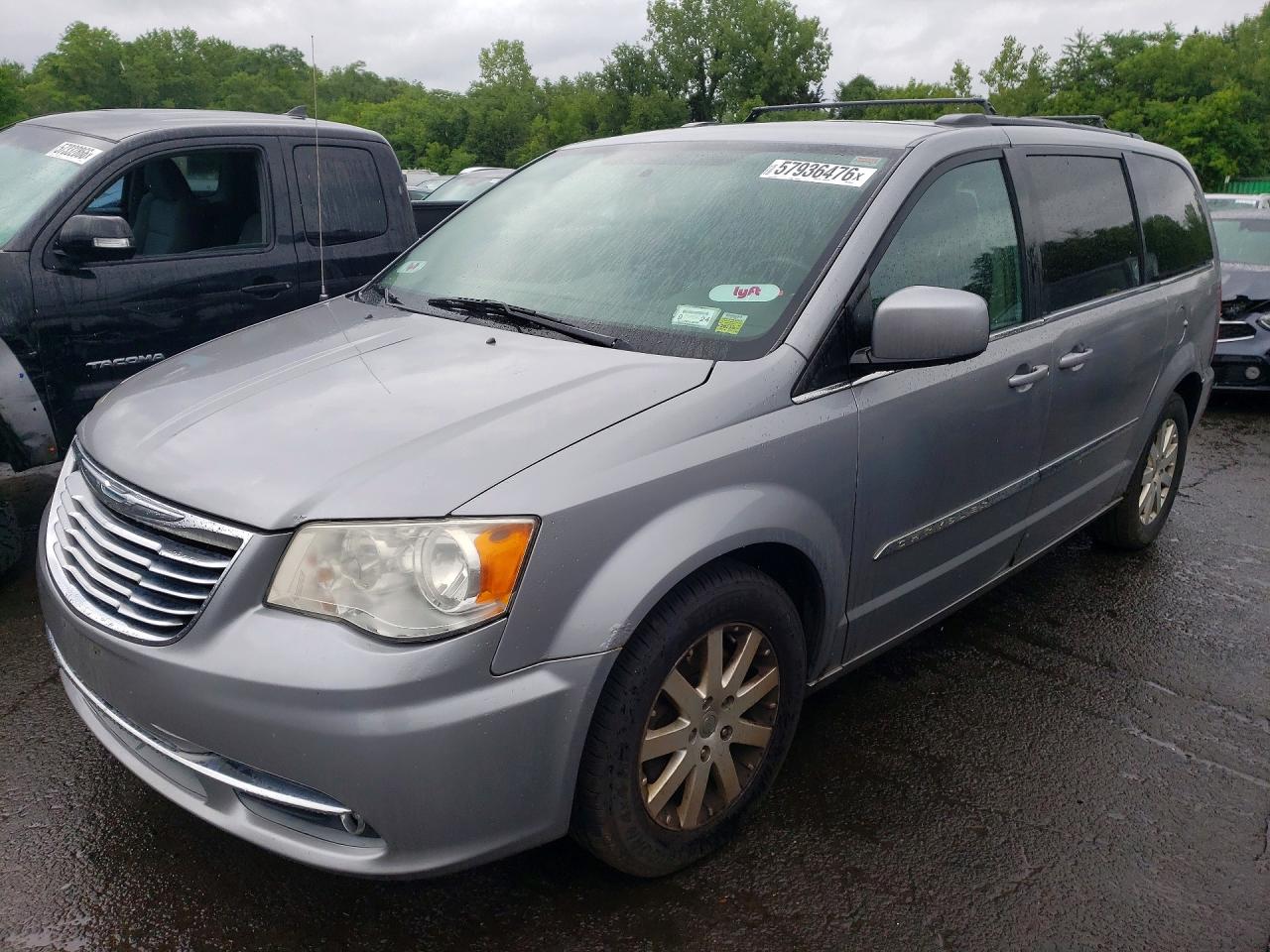 2014 Chrysler Town & Country Touring Silver vin: 2C4RC1BG2ER220977