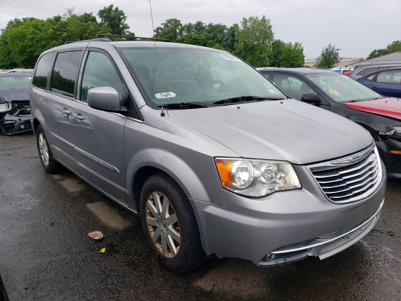 2014 Chrysler Town & Country Touring Silver vin: 2C4RC1BG2ER220977