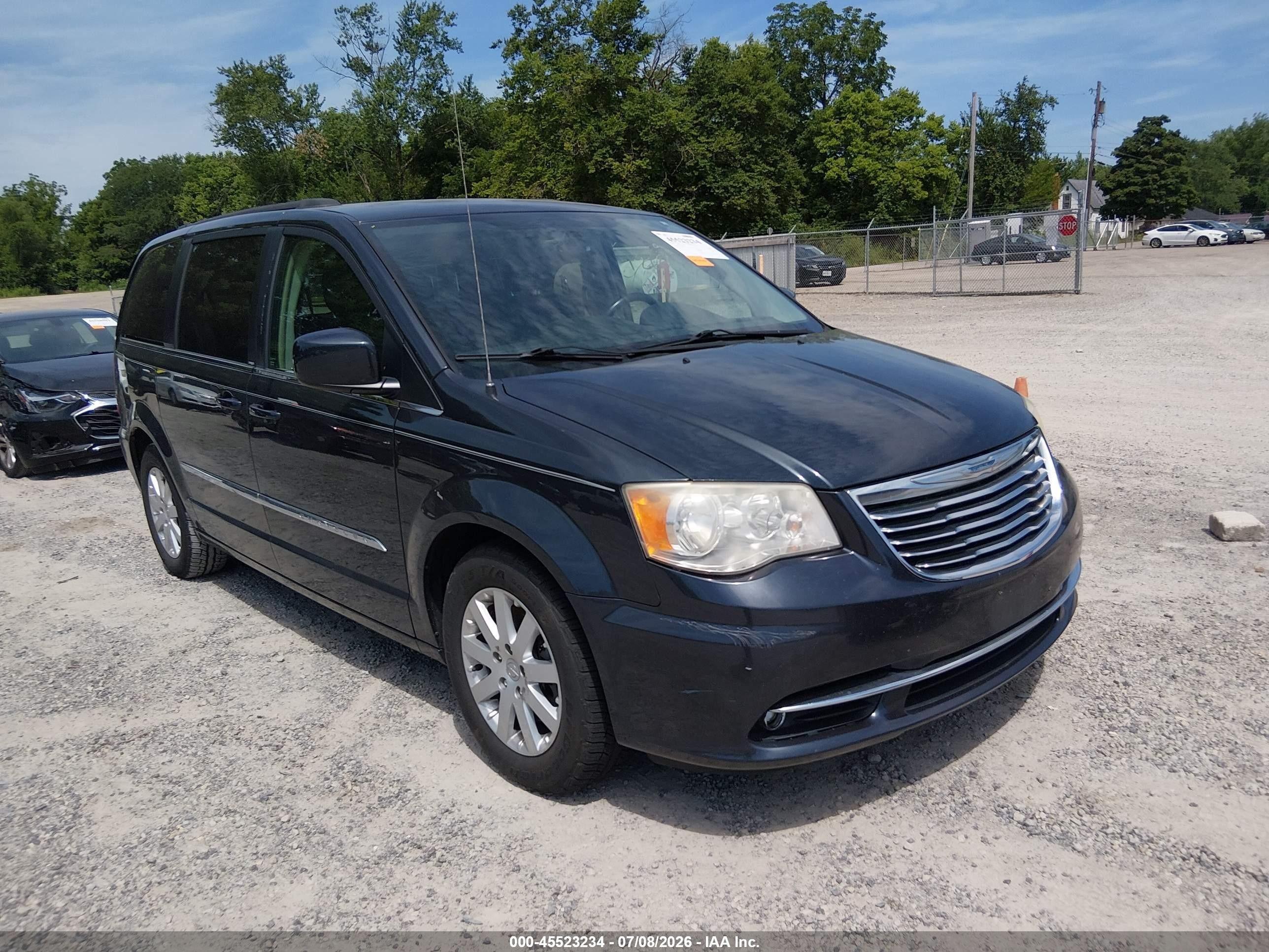 2014 Chrysler Town & Country Touring Gray vin: 2C4RC1BG2ER247953