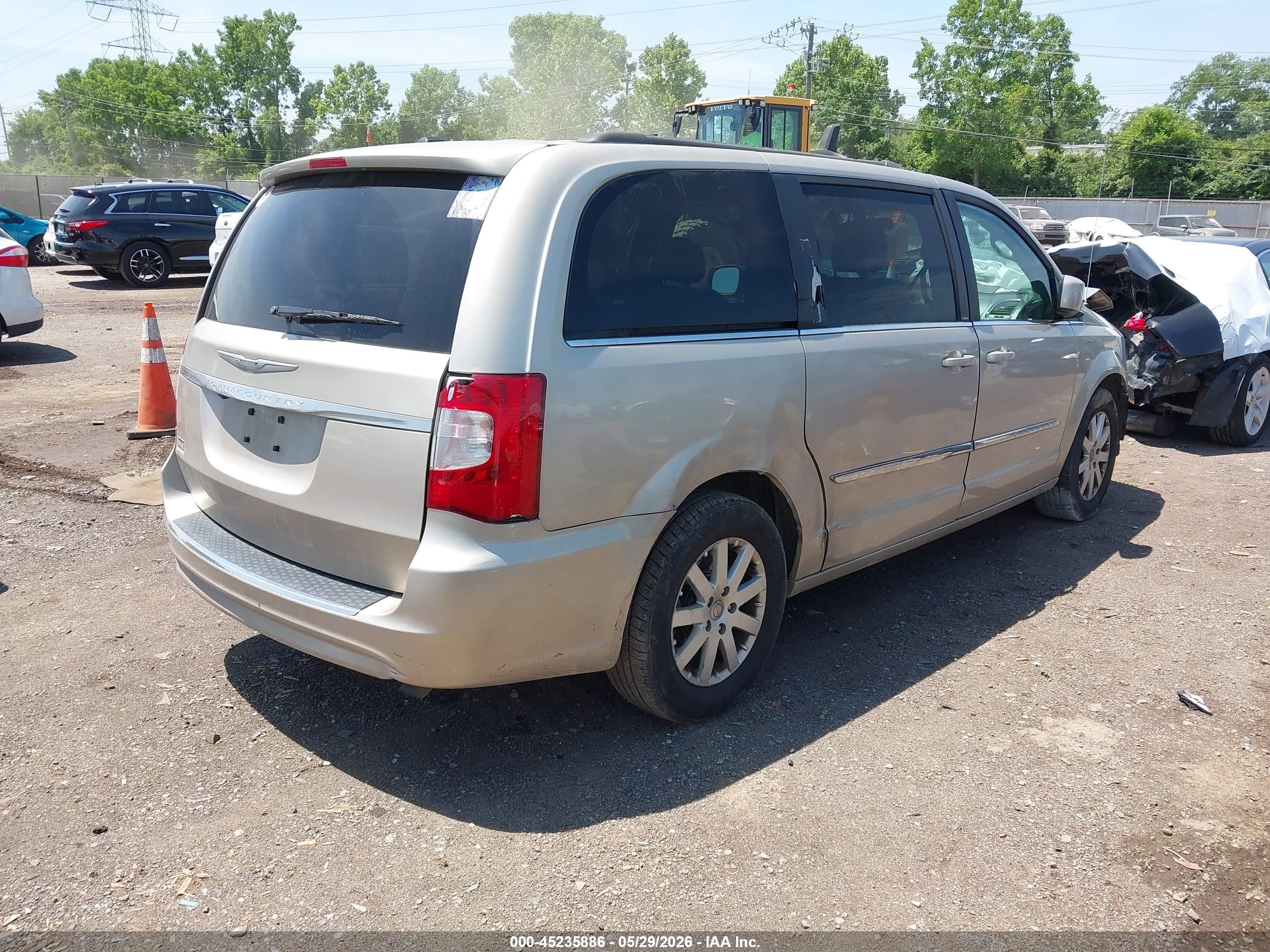 2014 Chrysler Town & Country Touring Золотой vin: 2C4RC1BG2ER276756