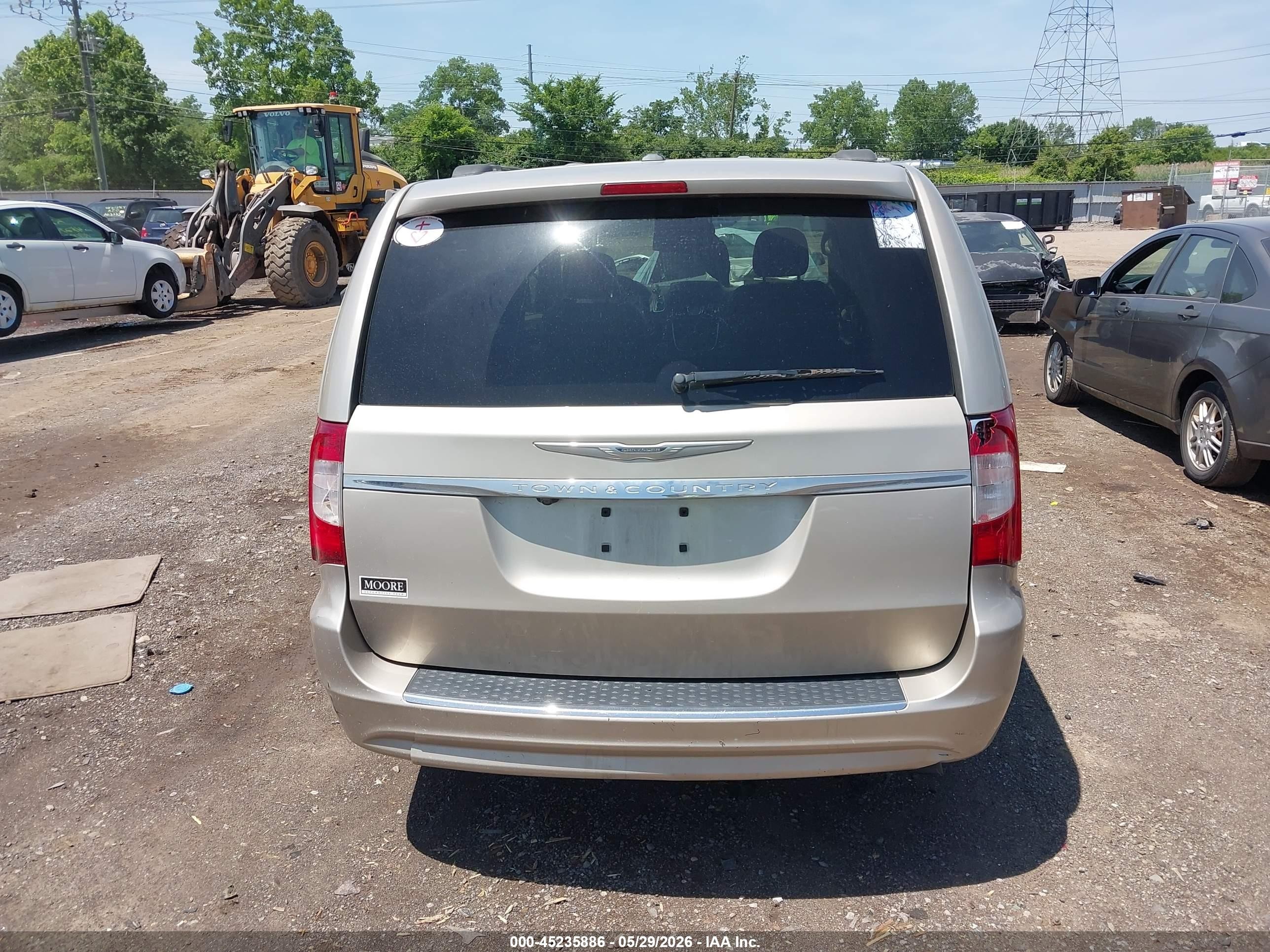 2014 Chrysler Town & Country Touring Золотой vin: 2C4RC1BG2ER276756