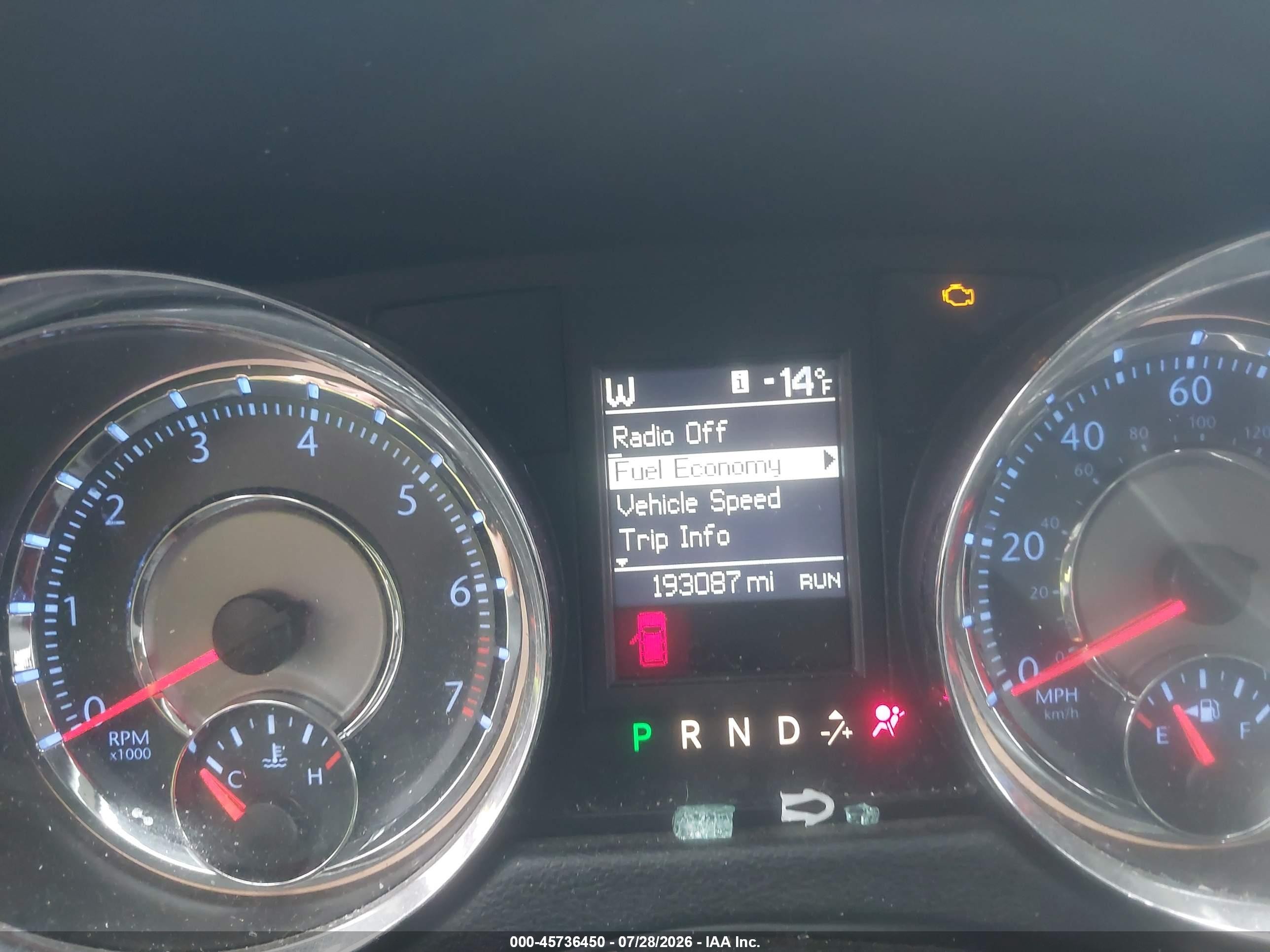 2014 Chrysler Town & Country Touring Silver vin: 2C4RC1BG2ER325938
