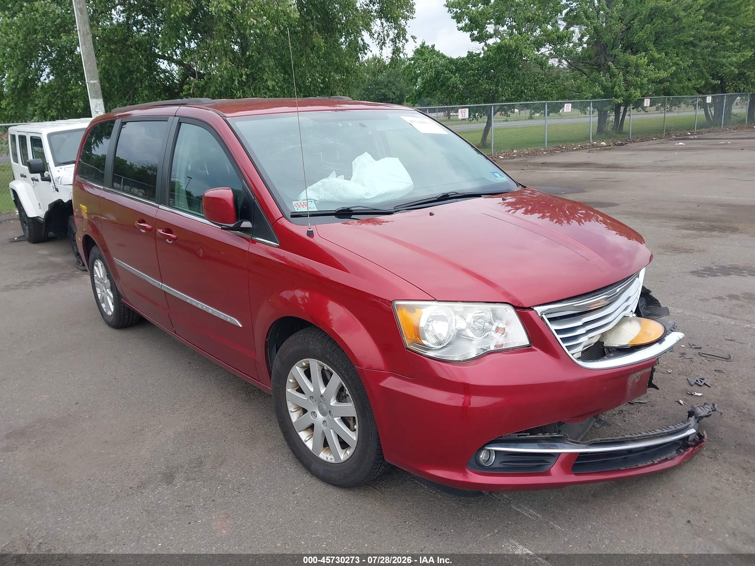 2014 Chrysler Town & Country Touring Red vin: 2C4RC1BG2ER359300