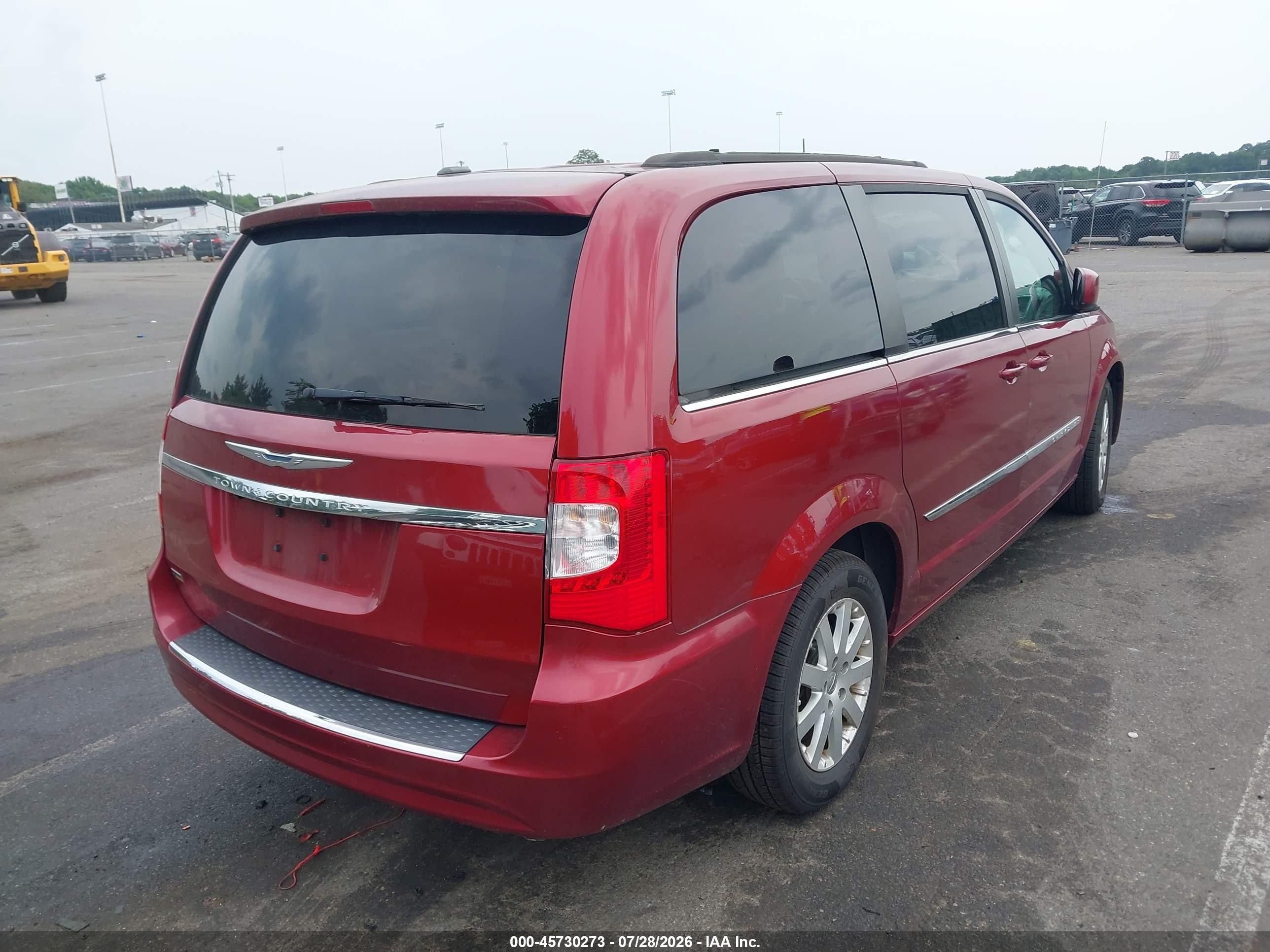 2014 Chrysler Town & Country Touring Red vin: 2C4RC1BG2ER359300