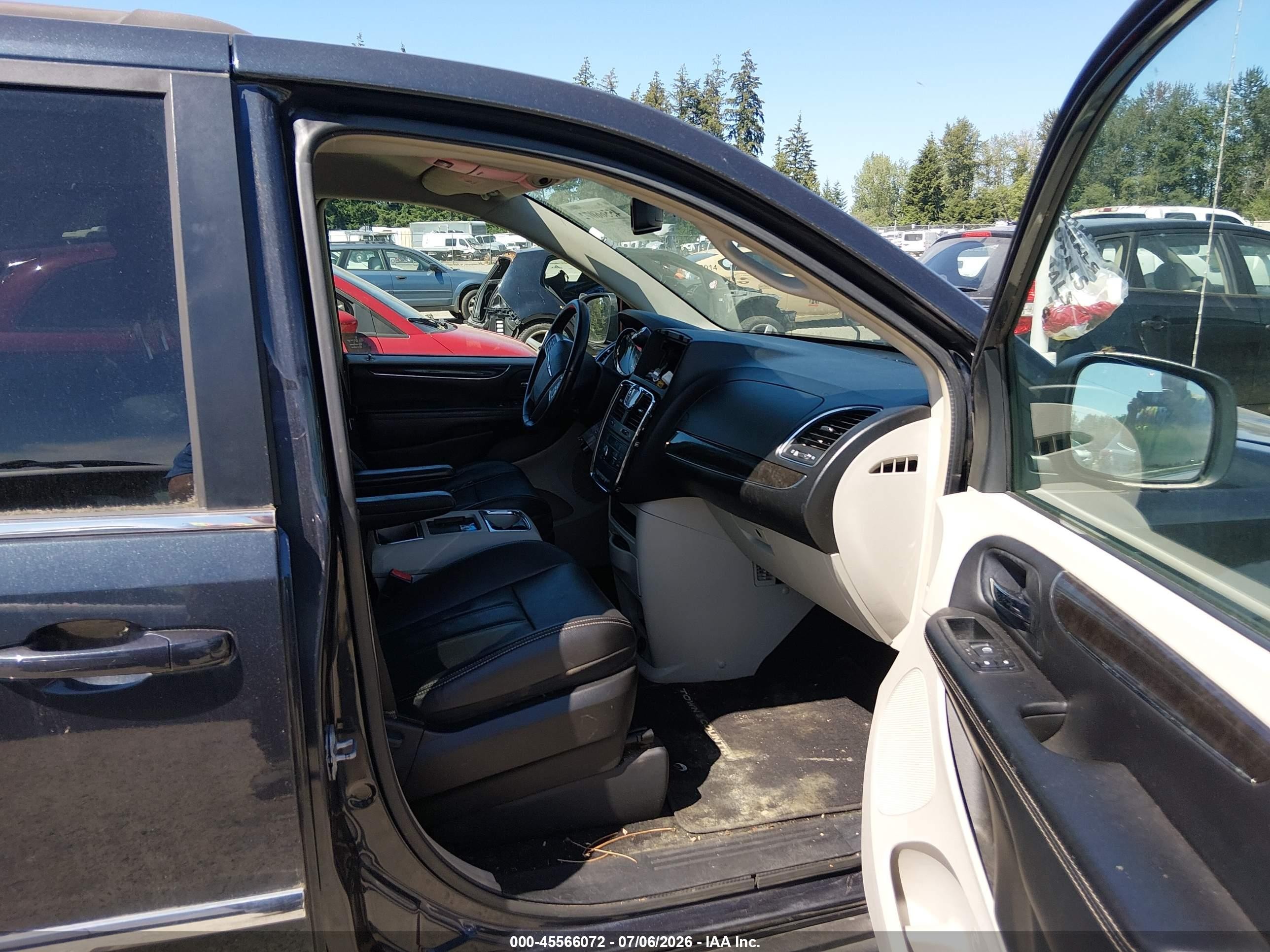 2014 Chrysler Town & Country Touring Черный vin: 2C4RC1BG2ER363430