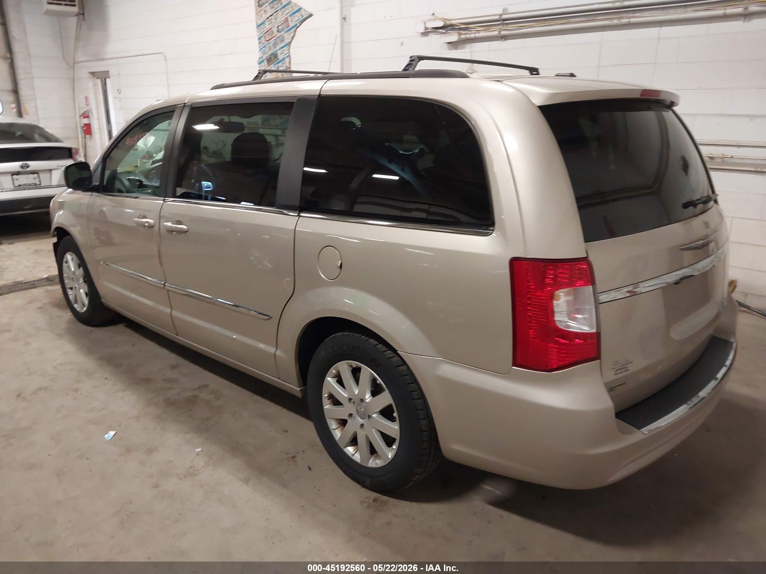 2014 Chrysler Town & Country Touring Золотой vin: 2C4RC1BG2ER399375