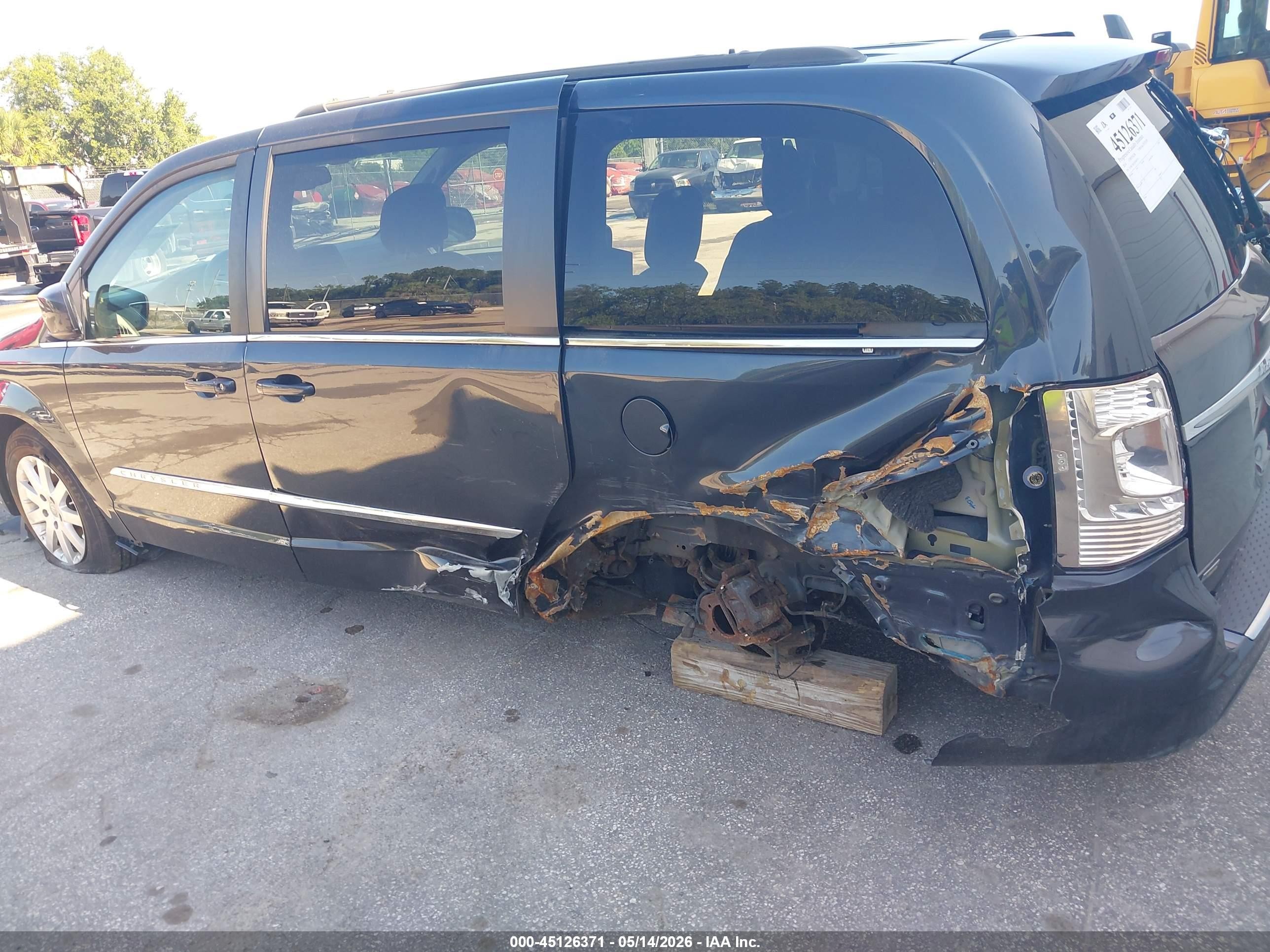 2014 Chrysler Town & Country Touring Black vin: 2C4RC1BG2ER448719