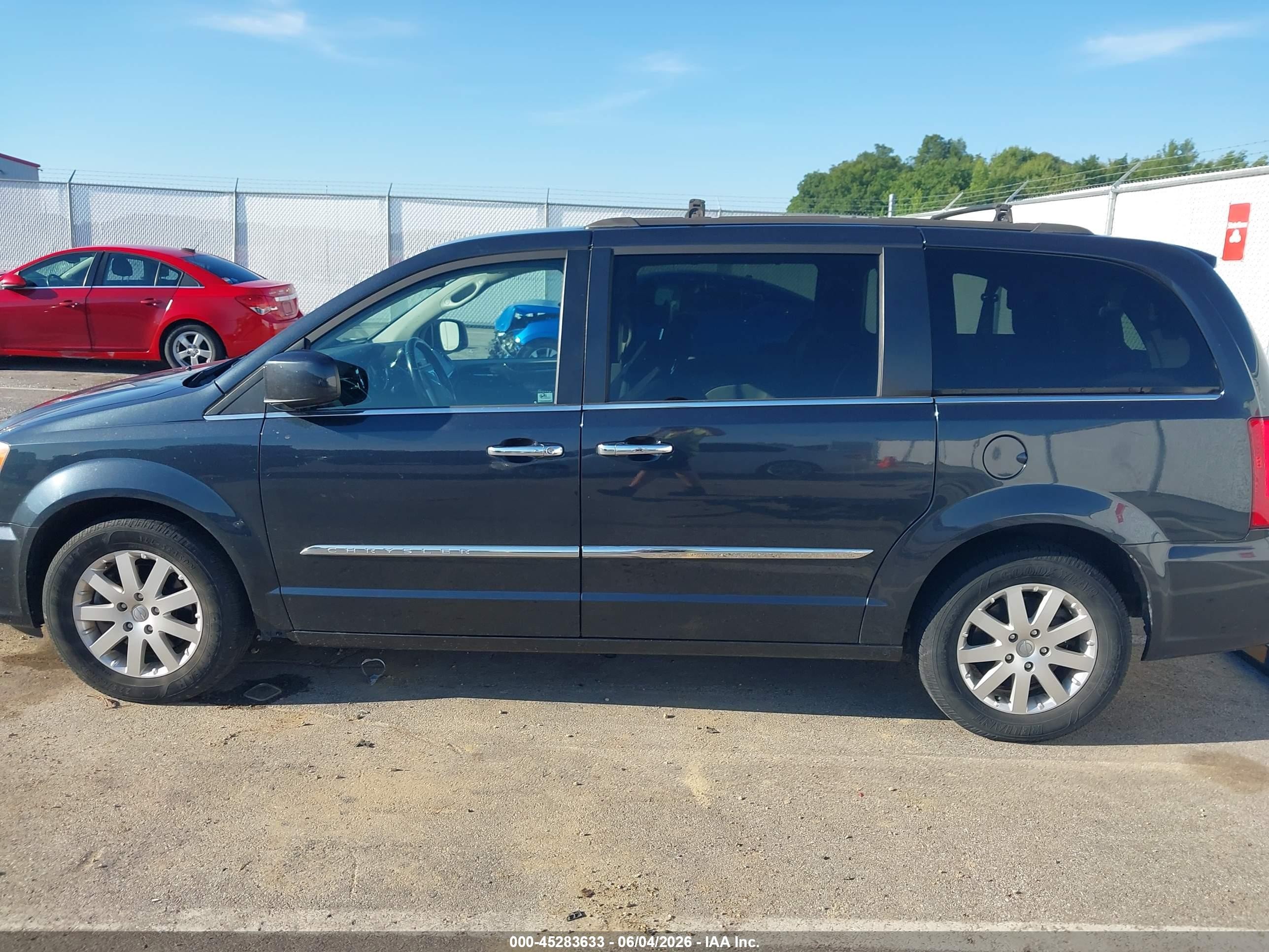 2014 Chrysler Town & Country Touring Black vin: 2C4RC1BG2ER460482