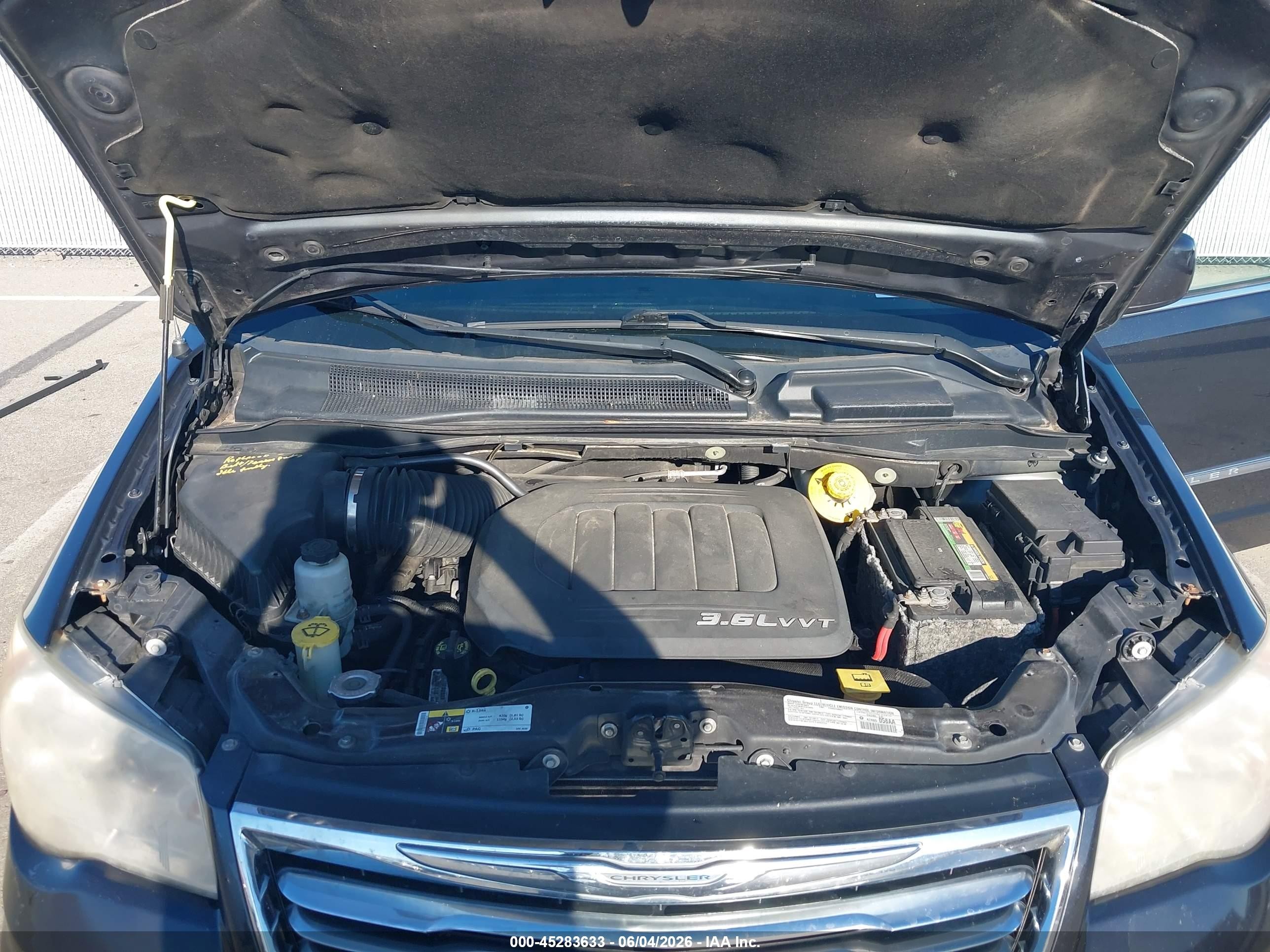 2014 Chrysler Town & Country Touring Black vin: 2C4RC1BG2ER460482