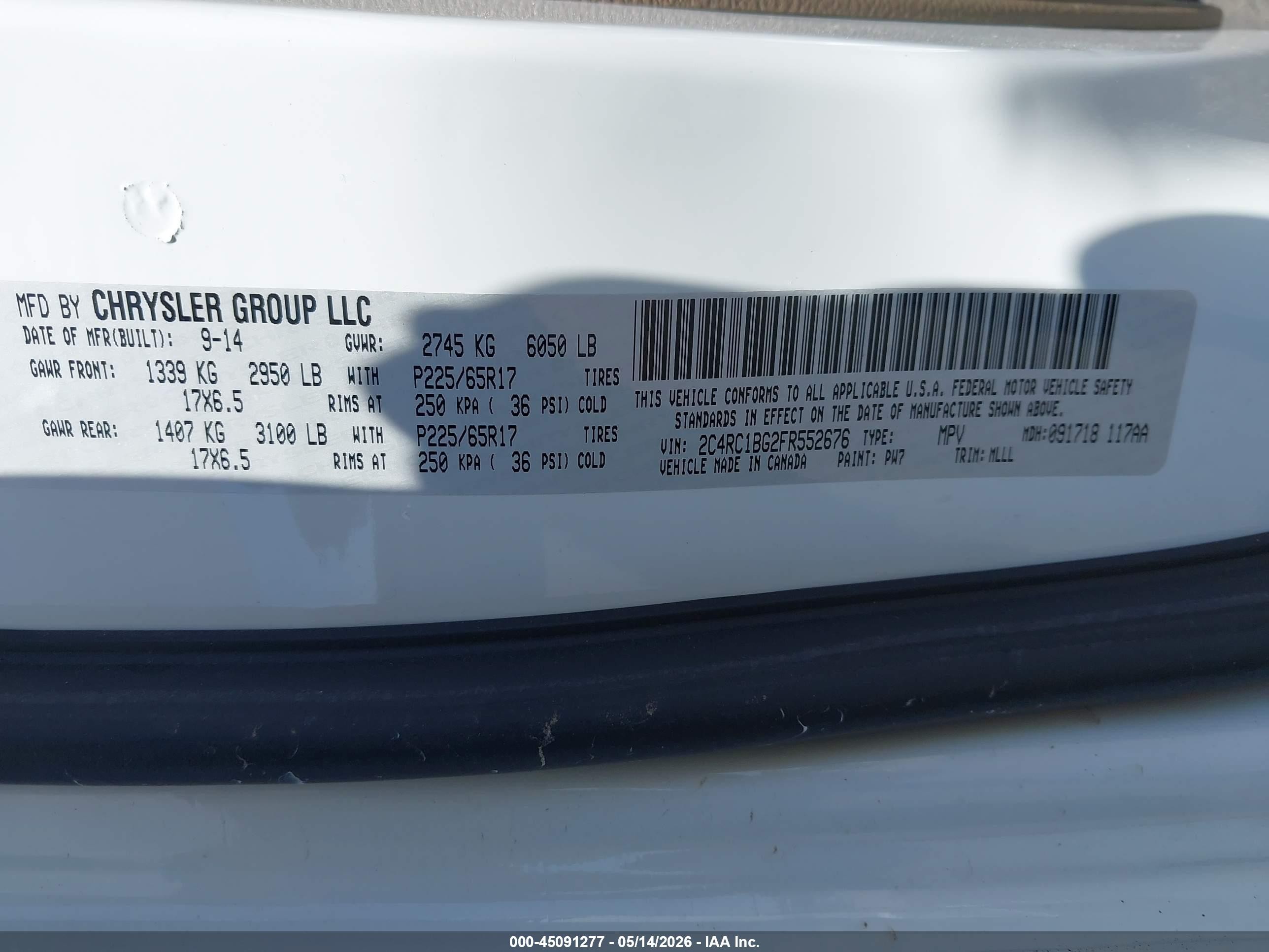 2015 Chrysler Town & Country Touring White vin: 2C4RC1BG2FR552676