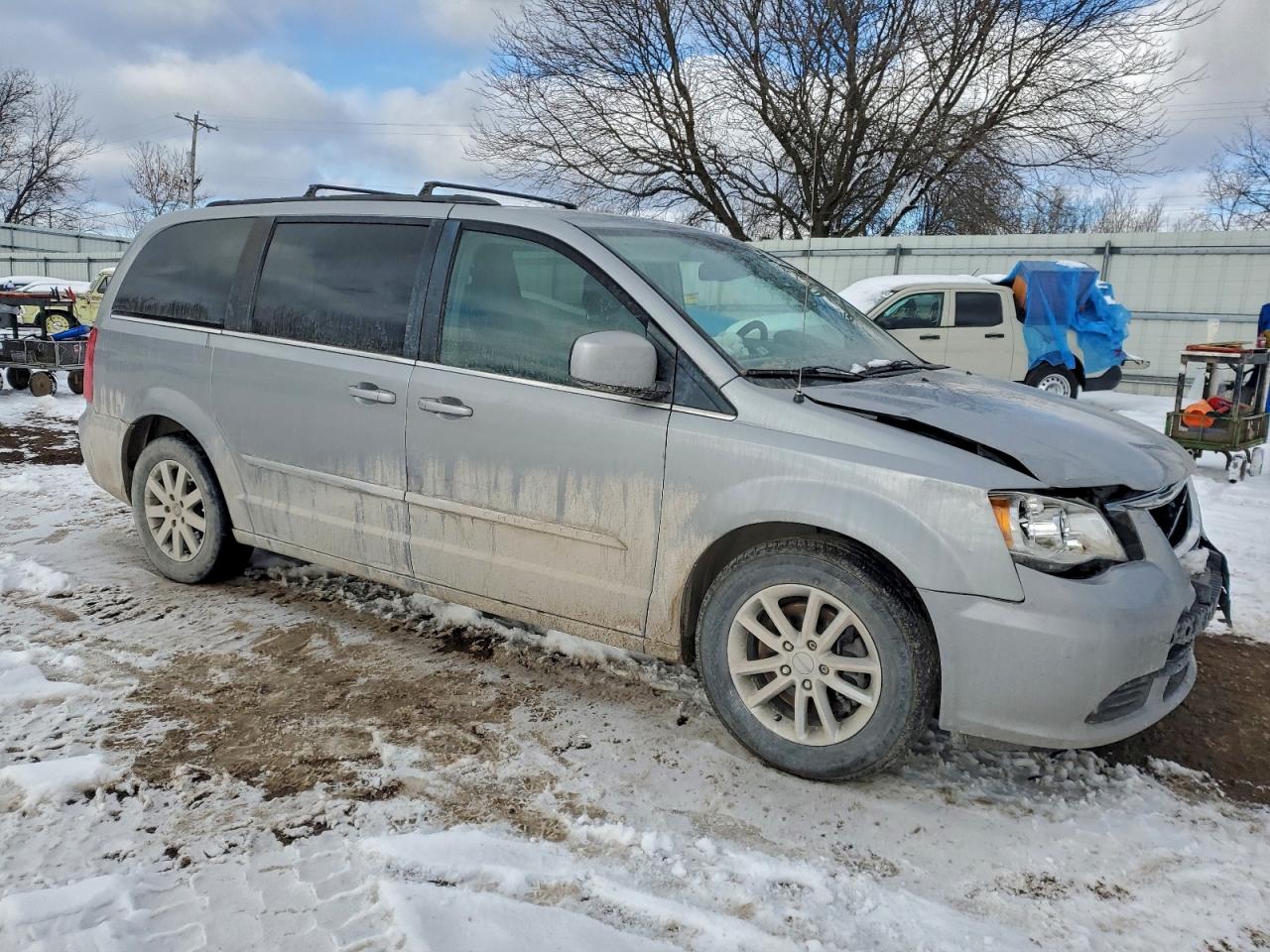2015 Chrysler Town & Country Touring Silver vin: 2C4RC1BG2FR601780