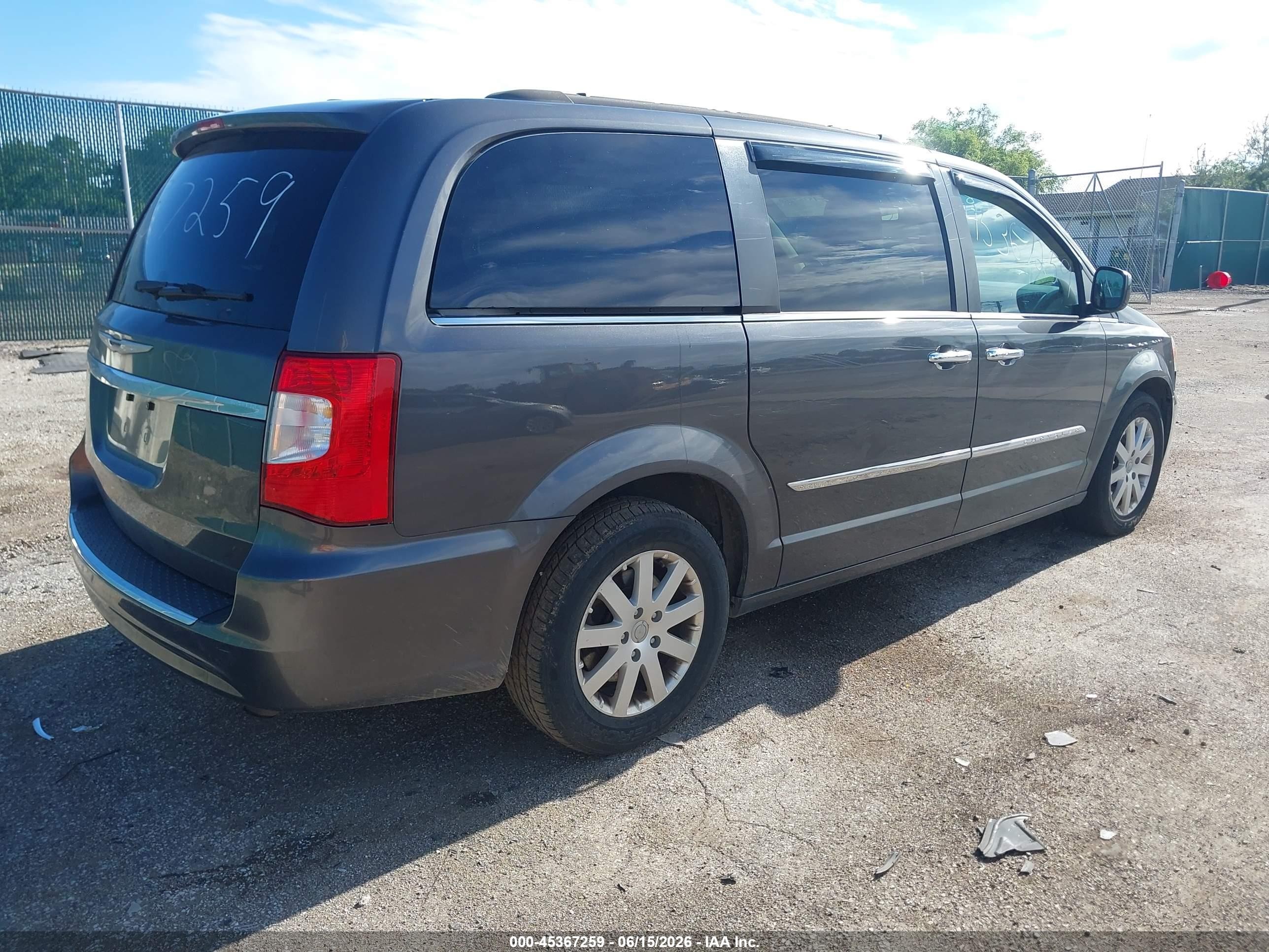 2015 Chrysler Town & Country Touring Gray vin: 2C4RC1BG2FR620698