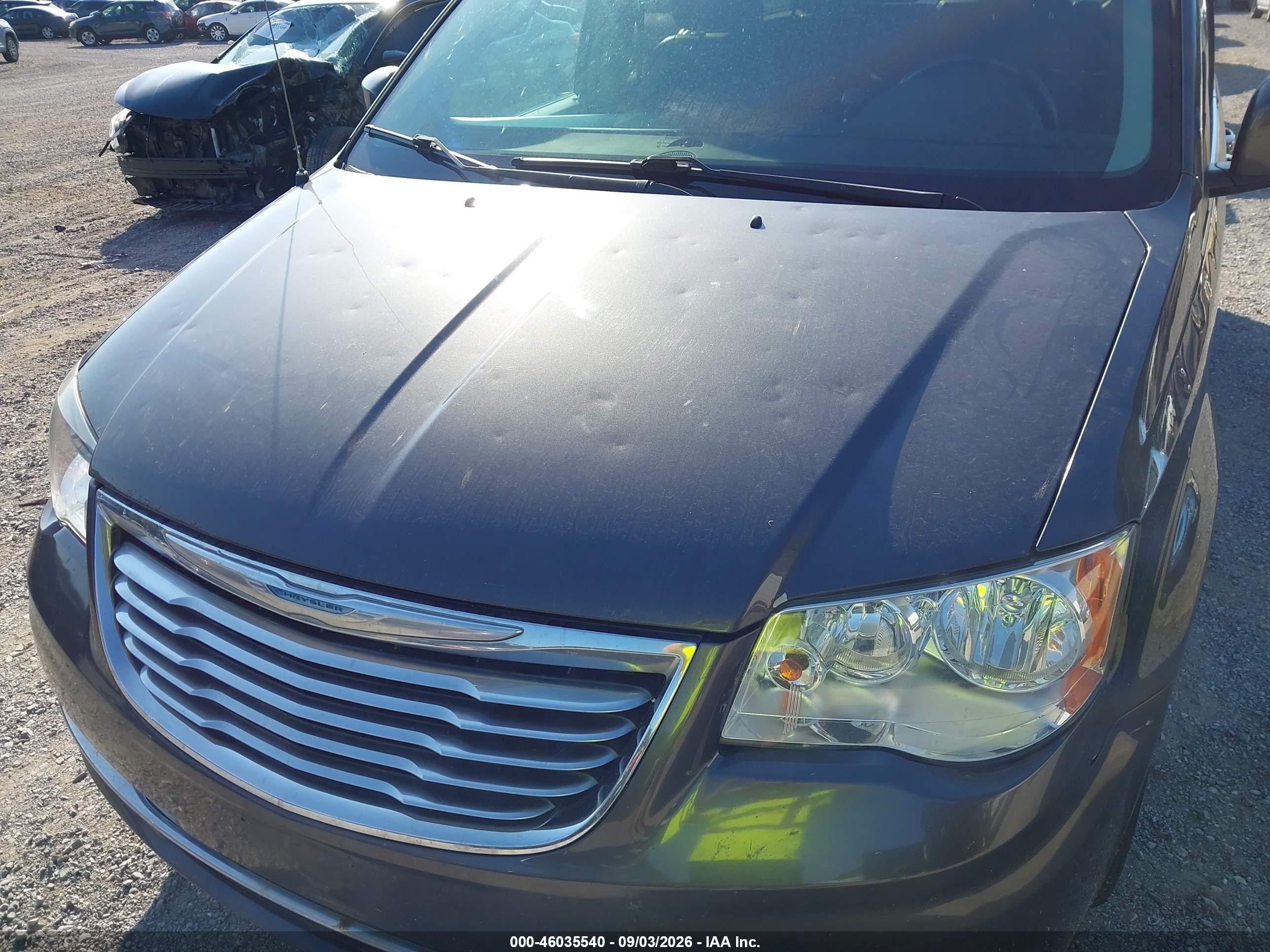 2015 Chrysler Town & Country Touring Gray vin: 2C4RC1BG2FR626405
