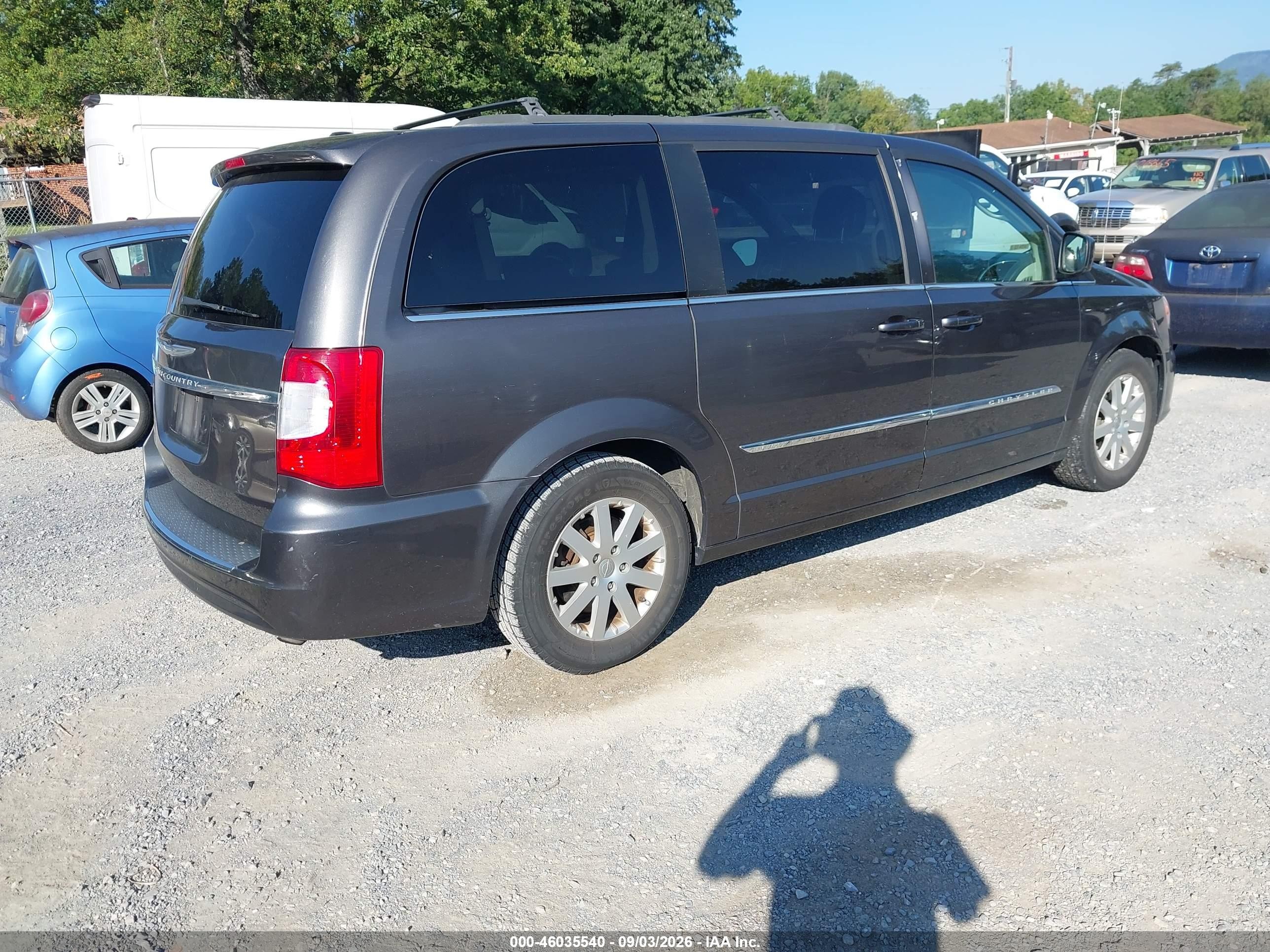 2015 Chrysler Town & Country Touring Gray vin: 2C4RC1BG2FR626405