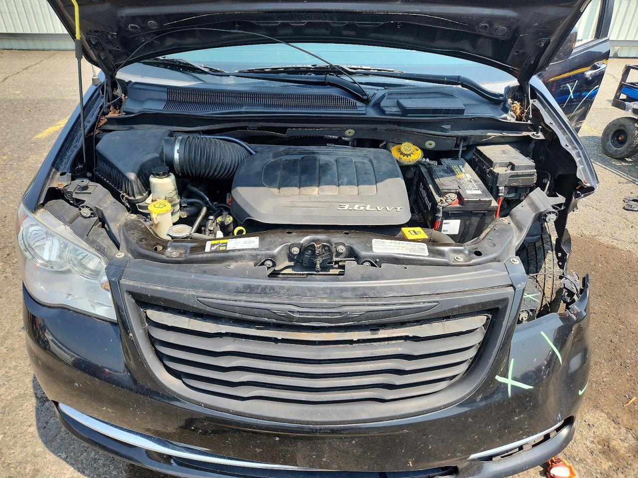 2015 Chrysler Town & Country Touring Black vin: 2C4RC1BG2FR664636