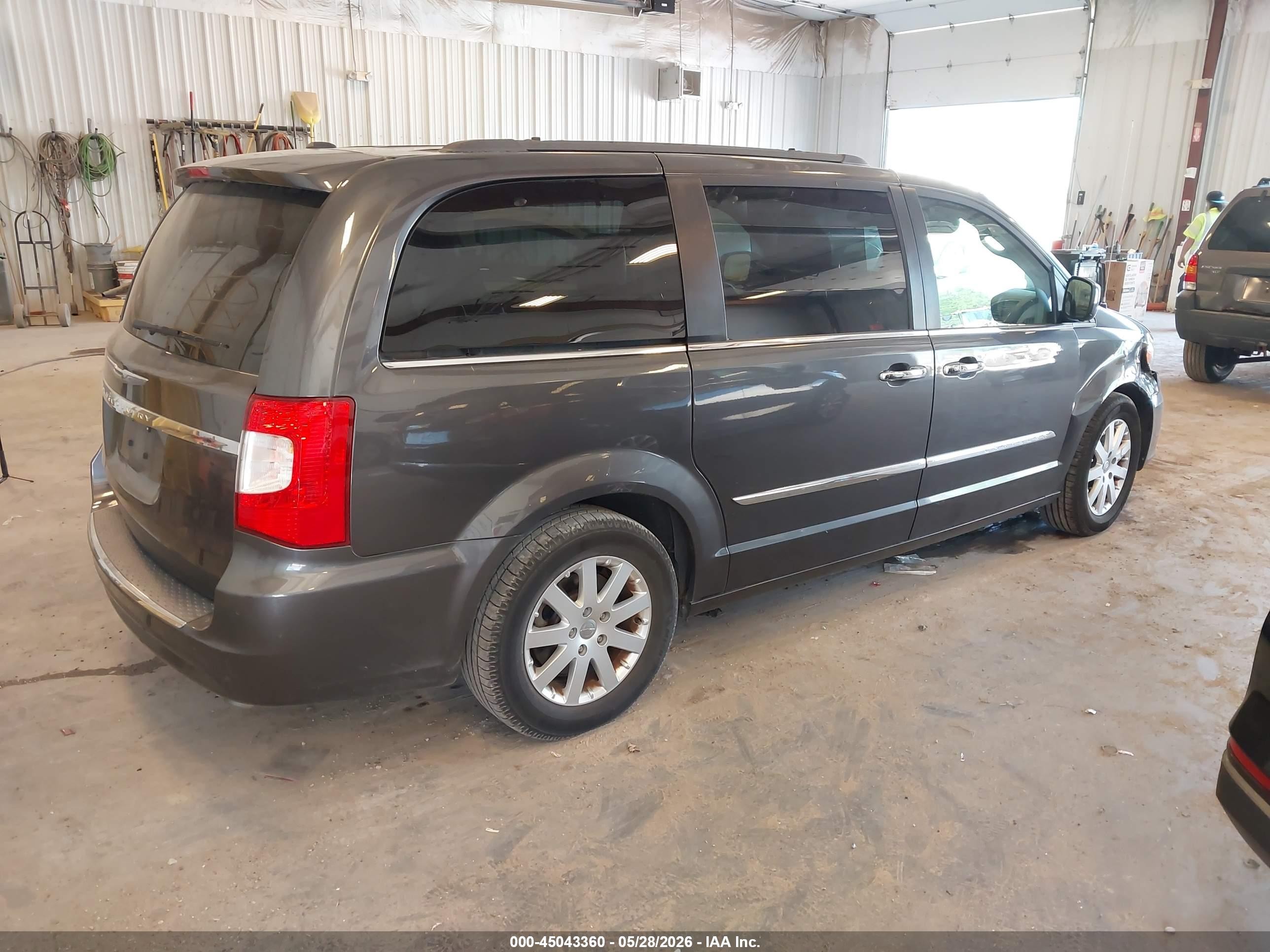 2016 Chrysler Town & Country Touring Серый vin: 2C4RC1BG2GR142221
