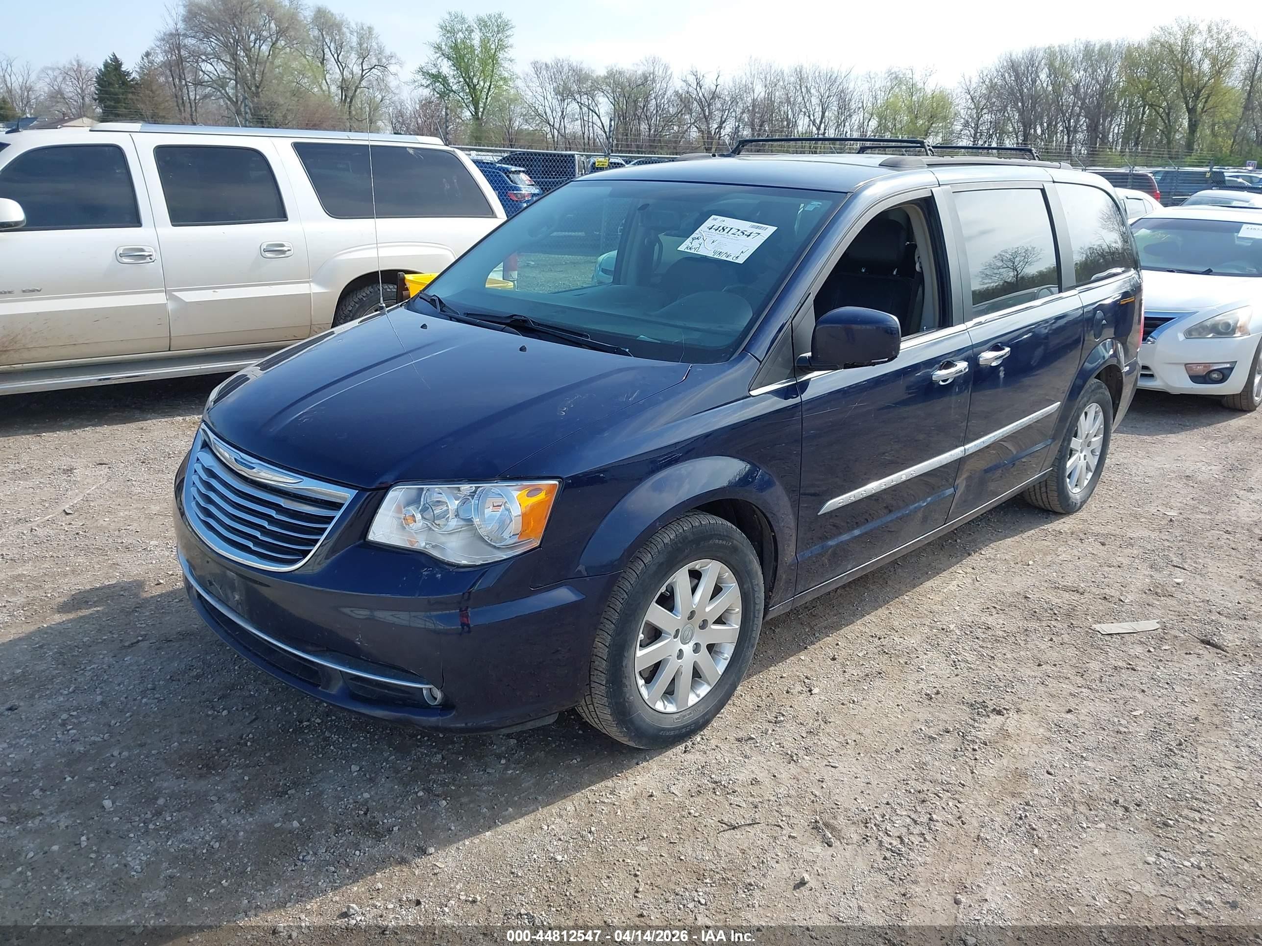 2016 Chrysler Town & Country Touring Dark Blue vin: 2C4RC1BG2GR194061